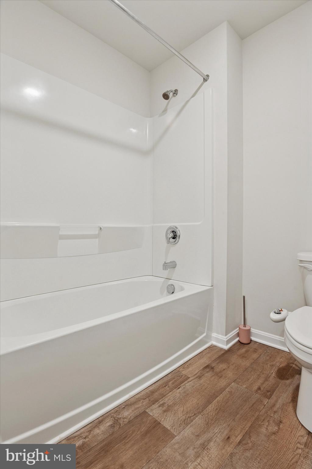 SHANNON COVE - Residential