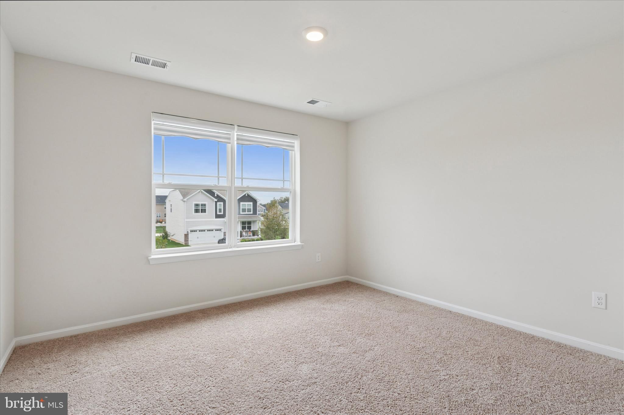 SHANNON COVE - Residential