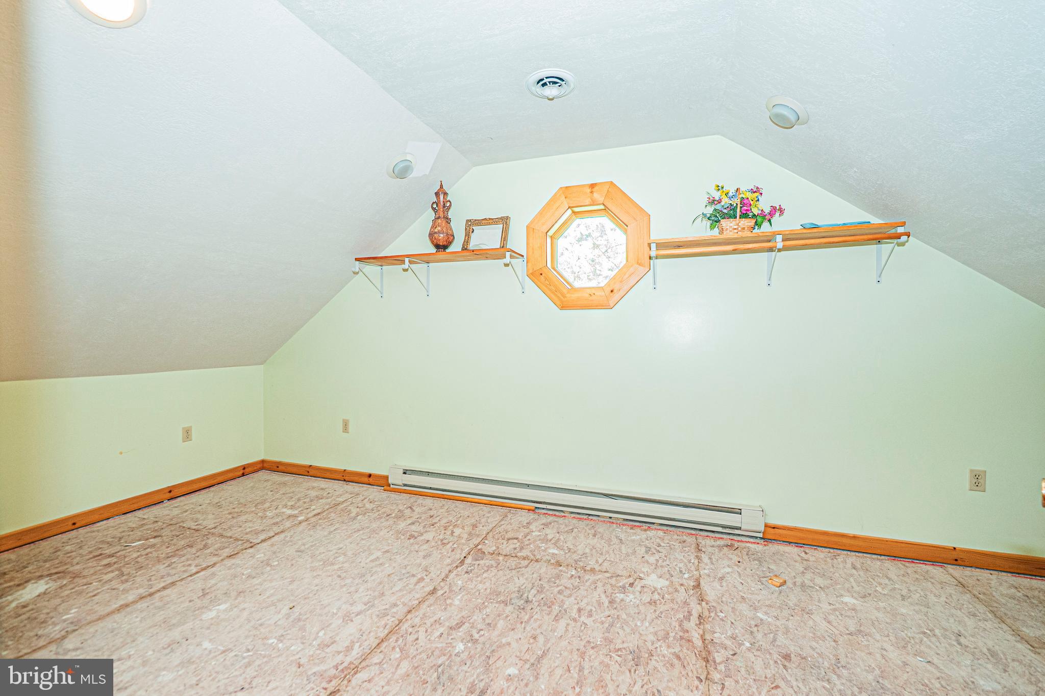 RED OAKS - Residential
