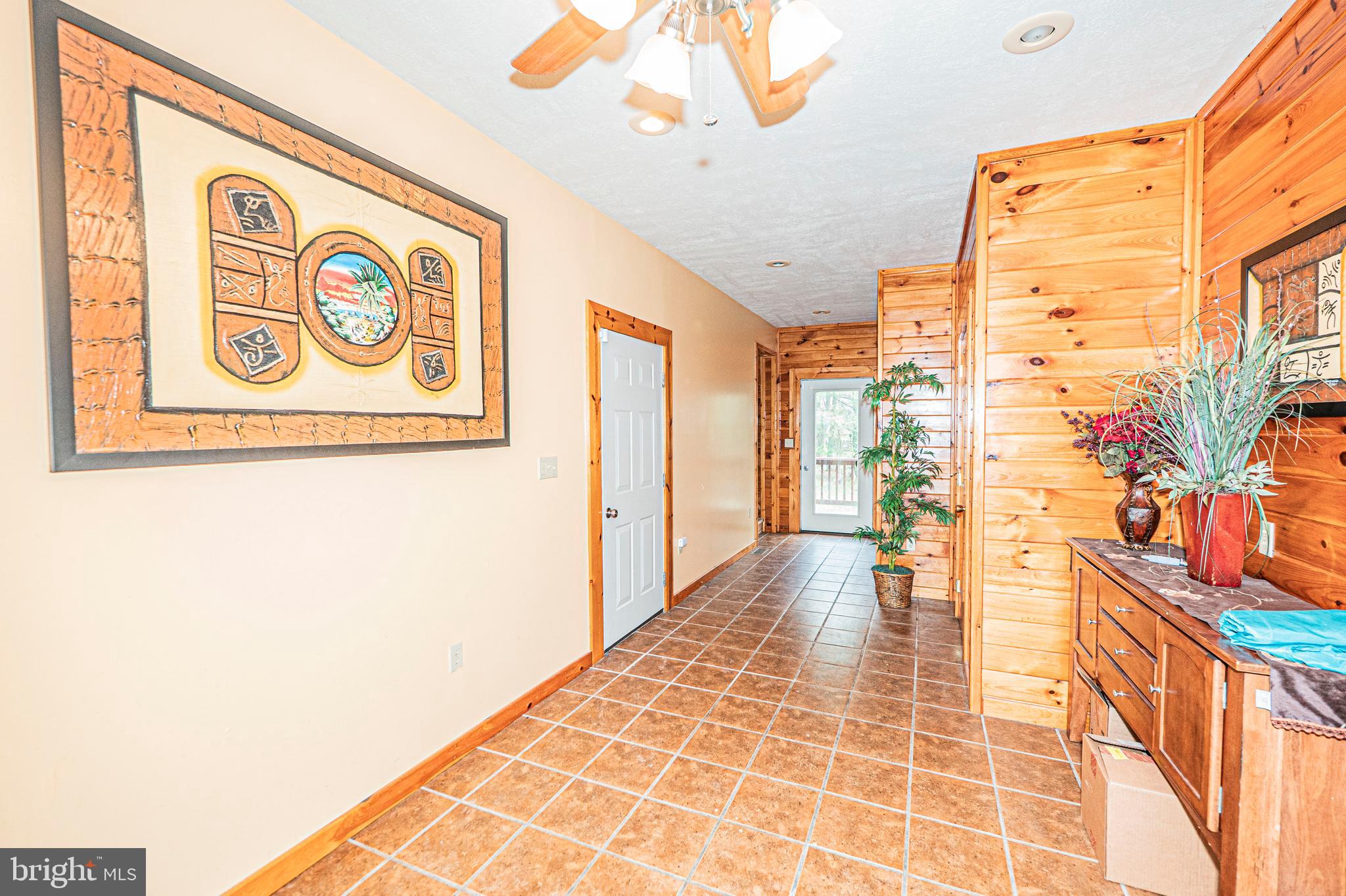 RED OAKS - Residential