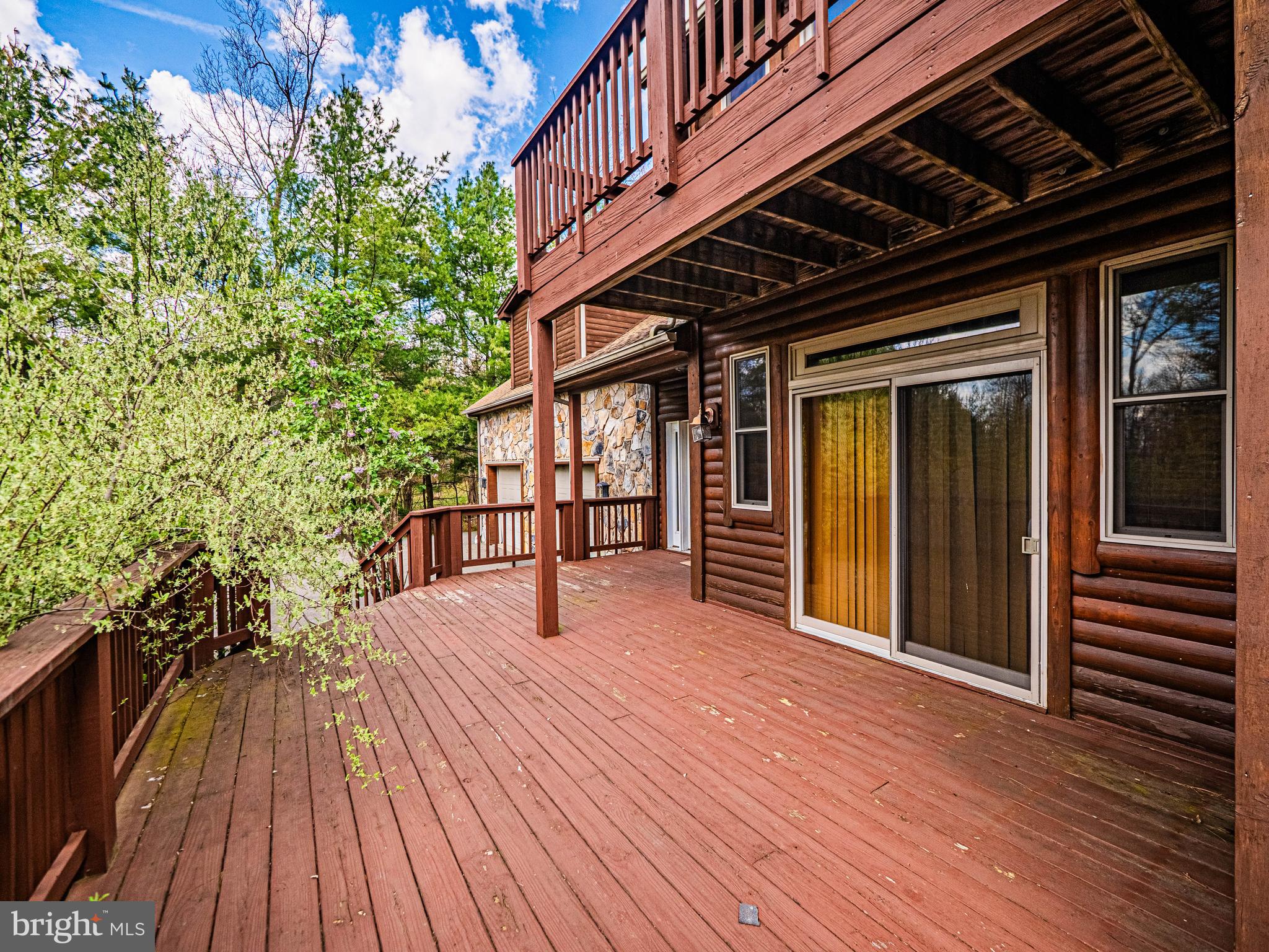 RED OAKS - Residential