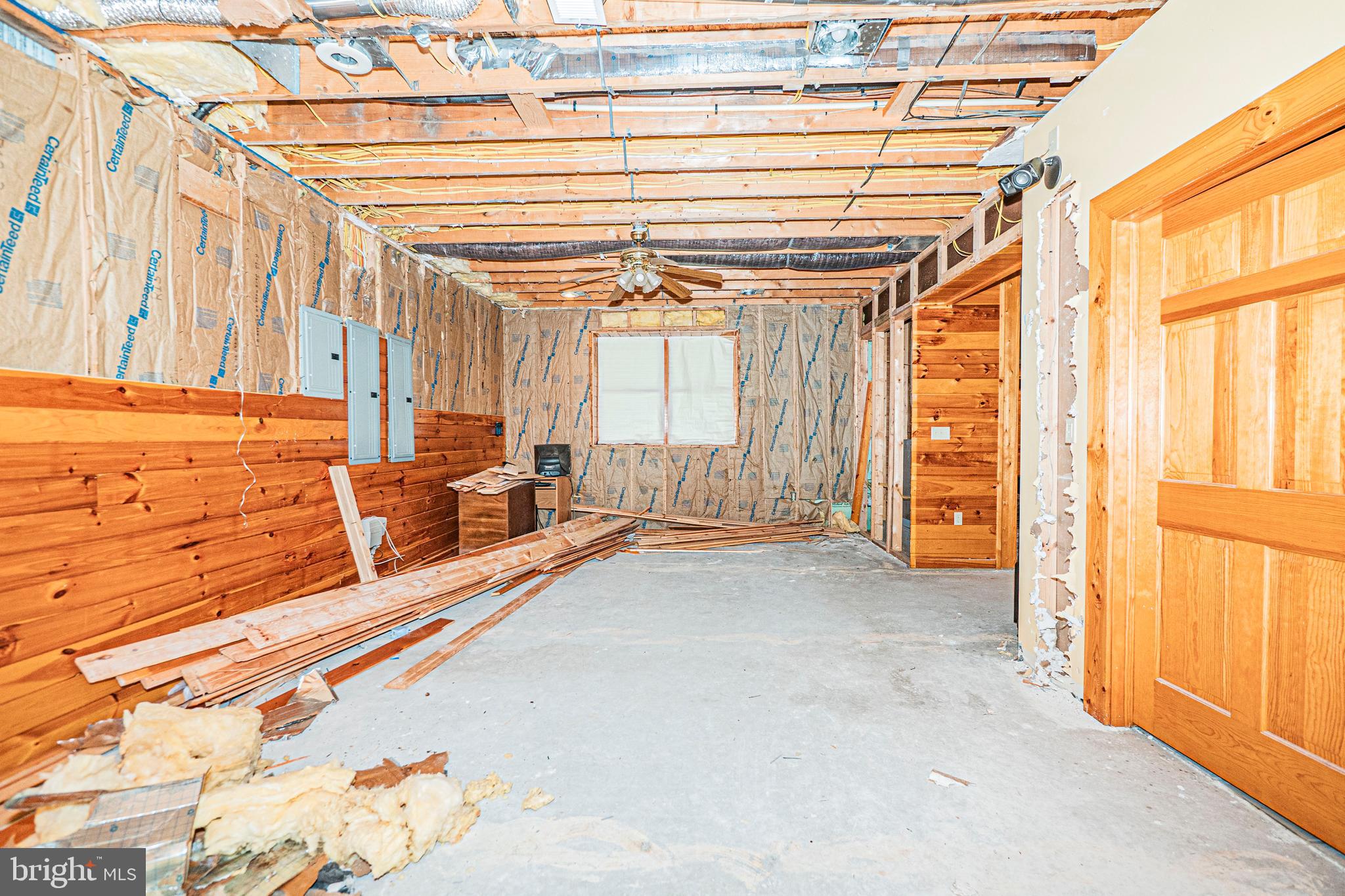 RED OAKS - Residential
