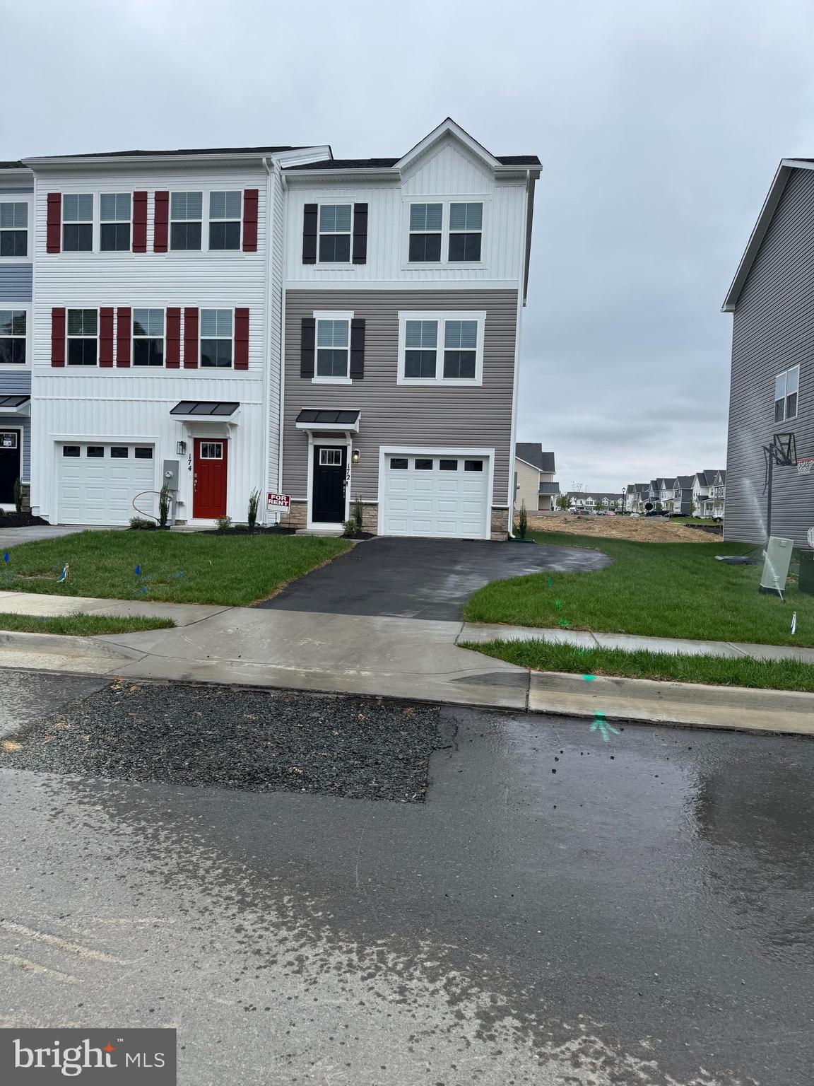 RETREAT AT WINDING CREEK - Residential Lease