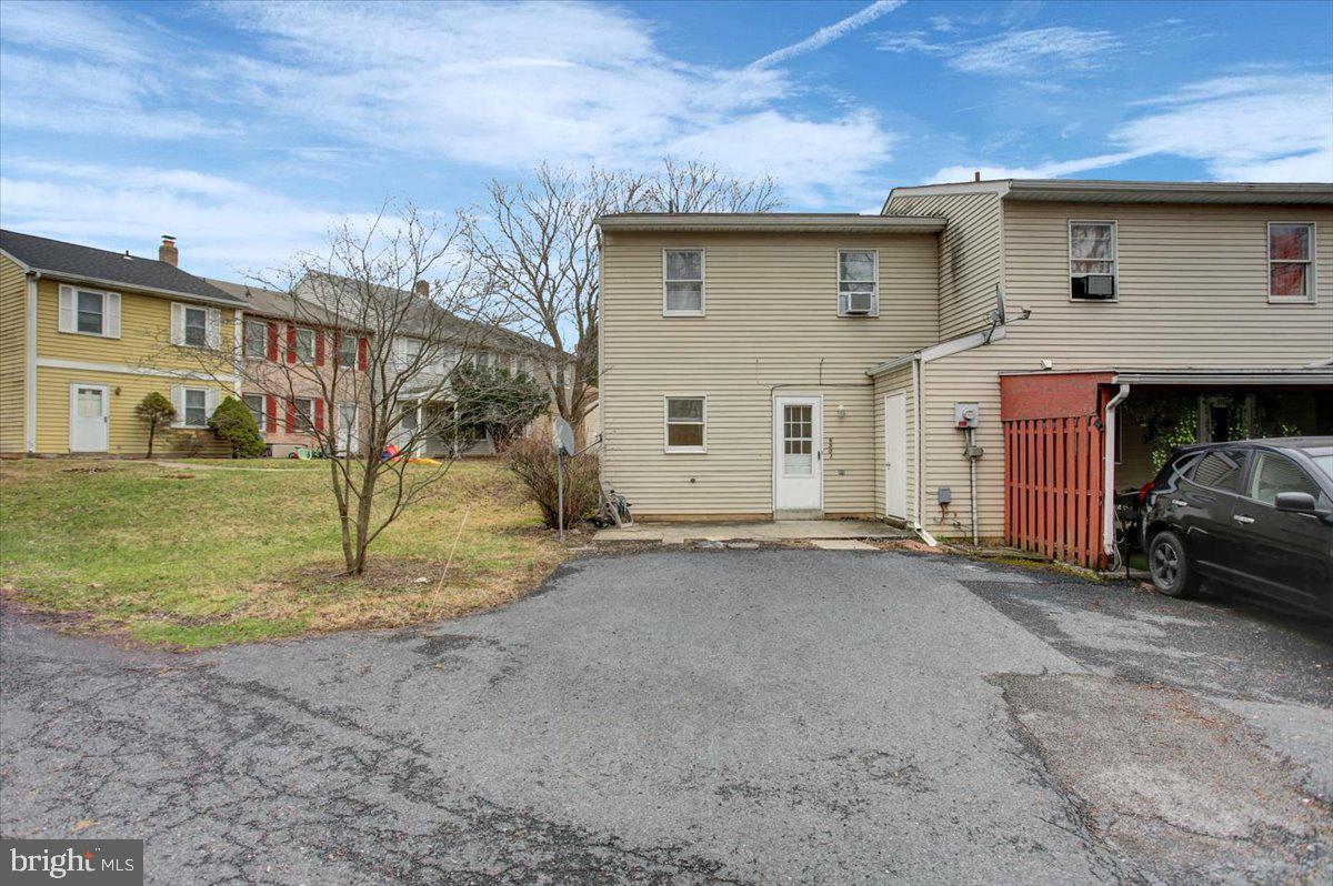 SALEM PARK - Residential