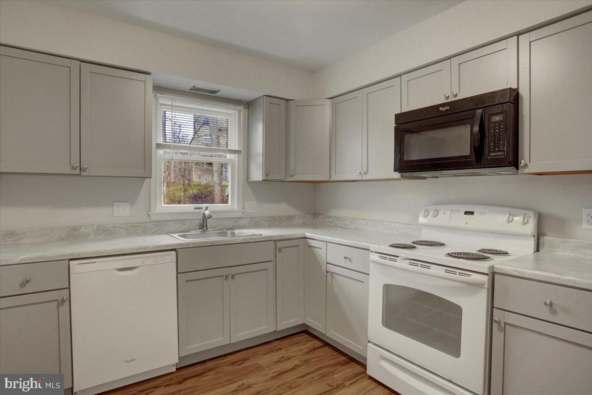 SALEM PARK - Residential