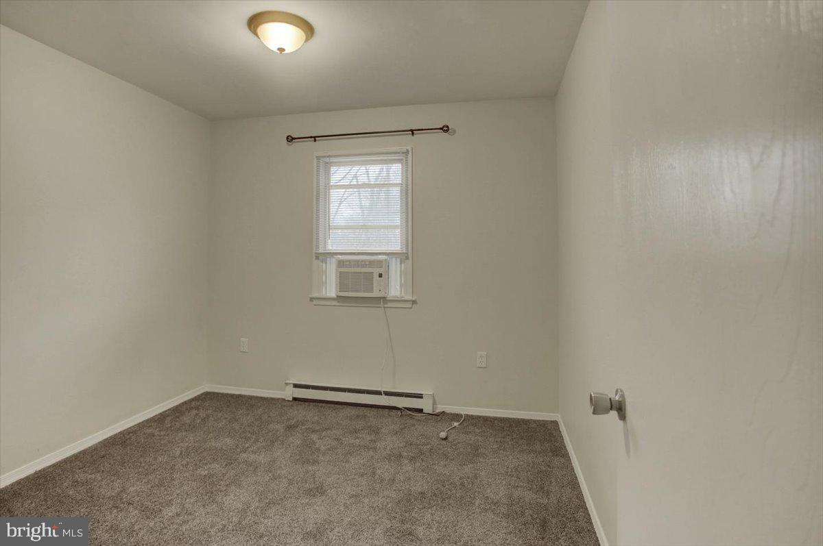 SALEM PARK - Residential