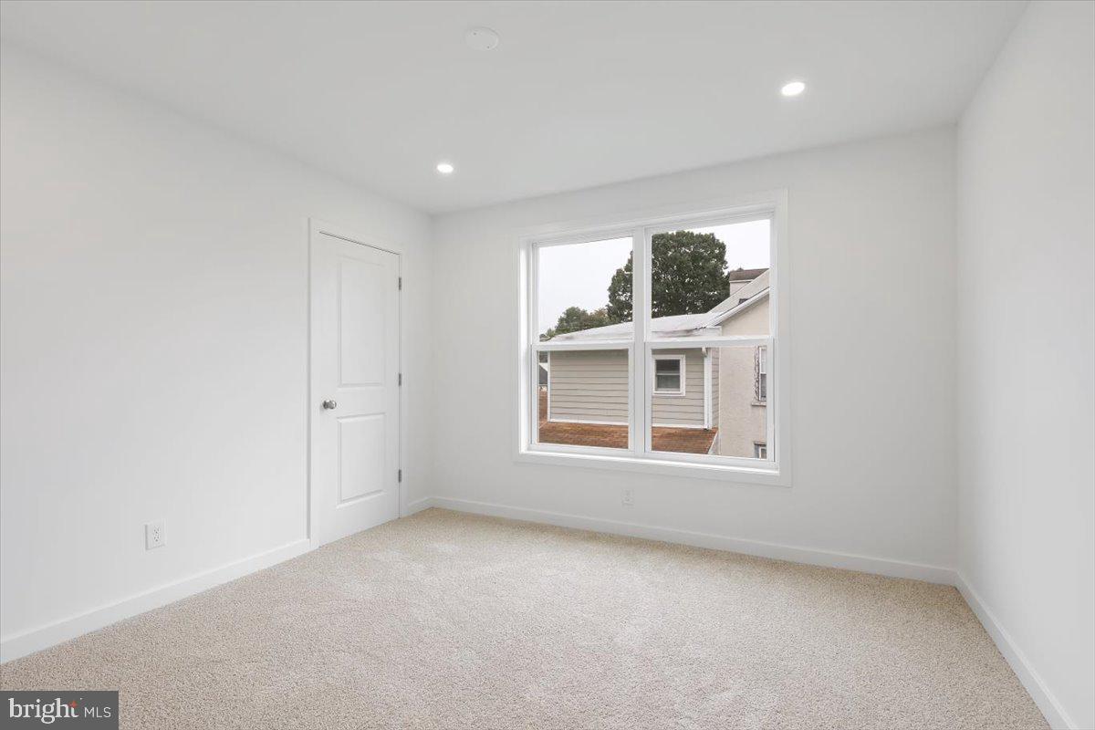 CONSHOHOCKEN - Residential