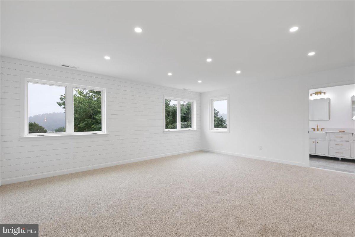 CONSHOHOCKEN - Residential