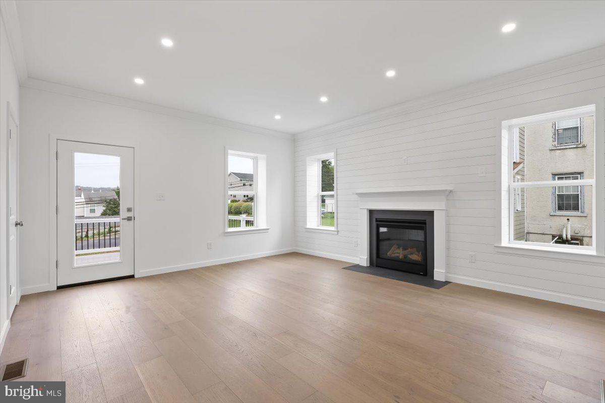 CONSHOHOCKEN - Residential