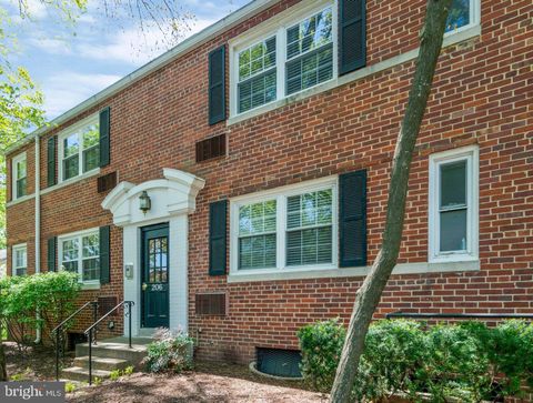 206 N TRENTON STREET 206-2 ARLINGTON VA 22203