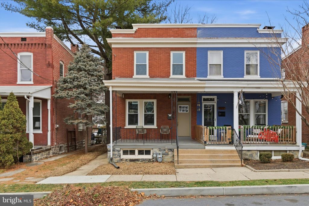 Photo of 929 Edgewood Avenue, LANCASTER, PA 17603 (MLS # PALA2081820)