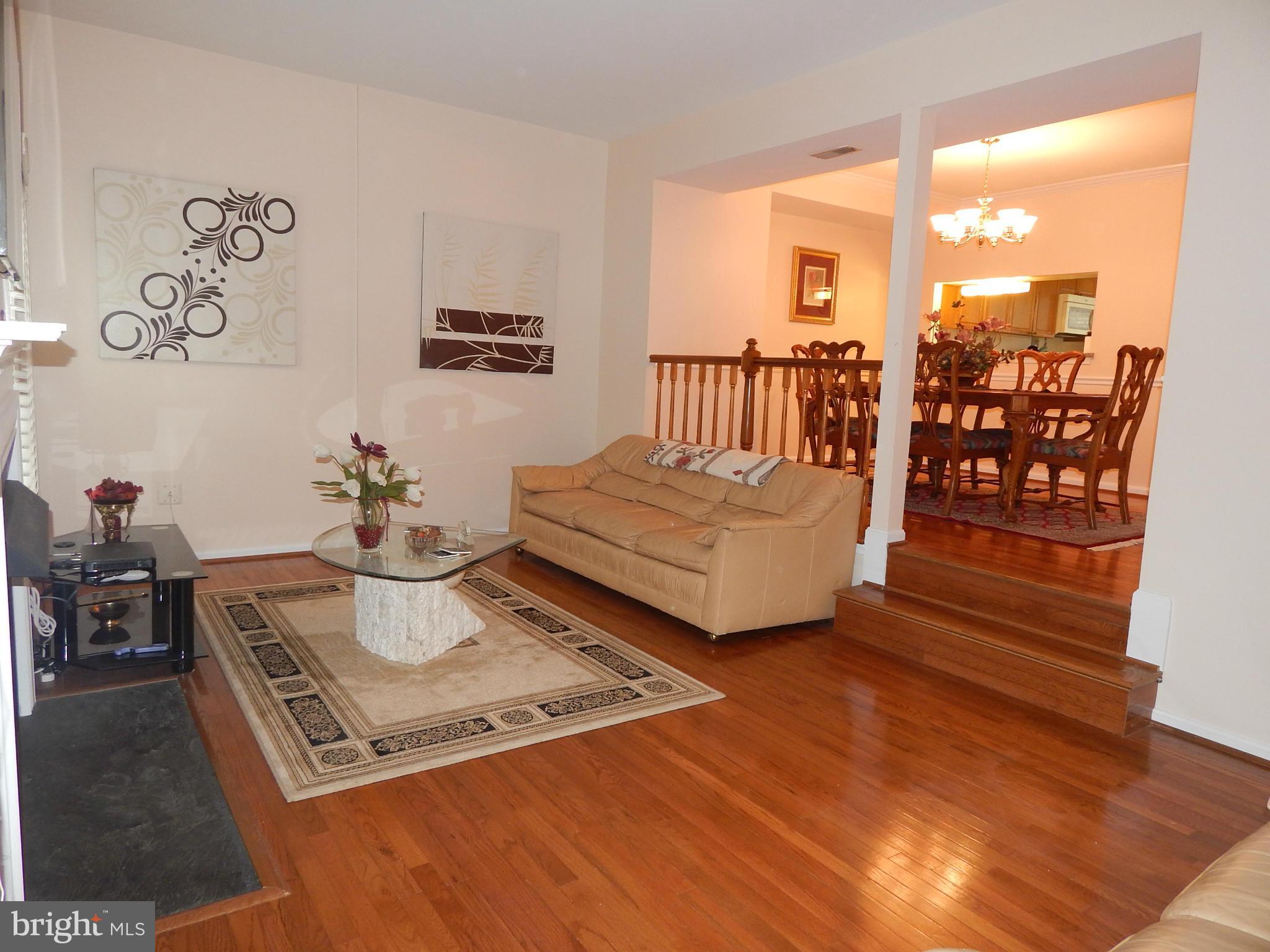 PINECREST - Residential