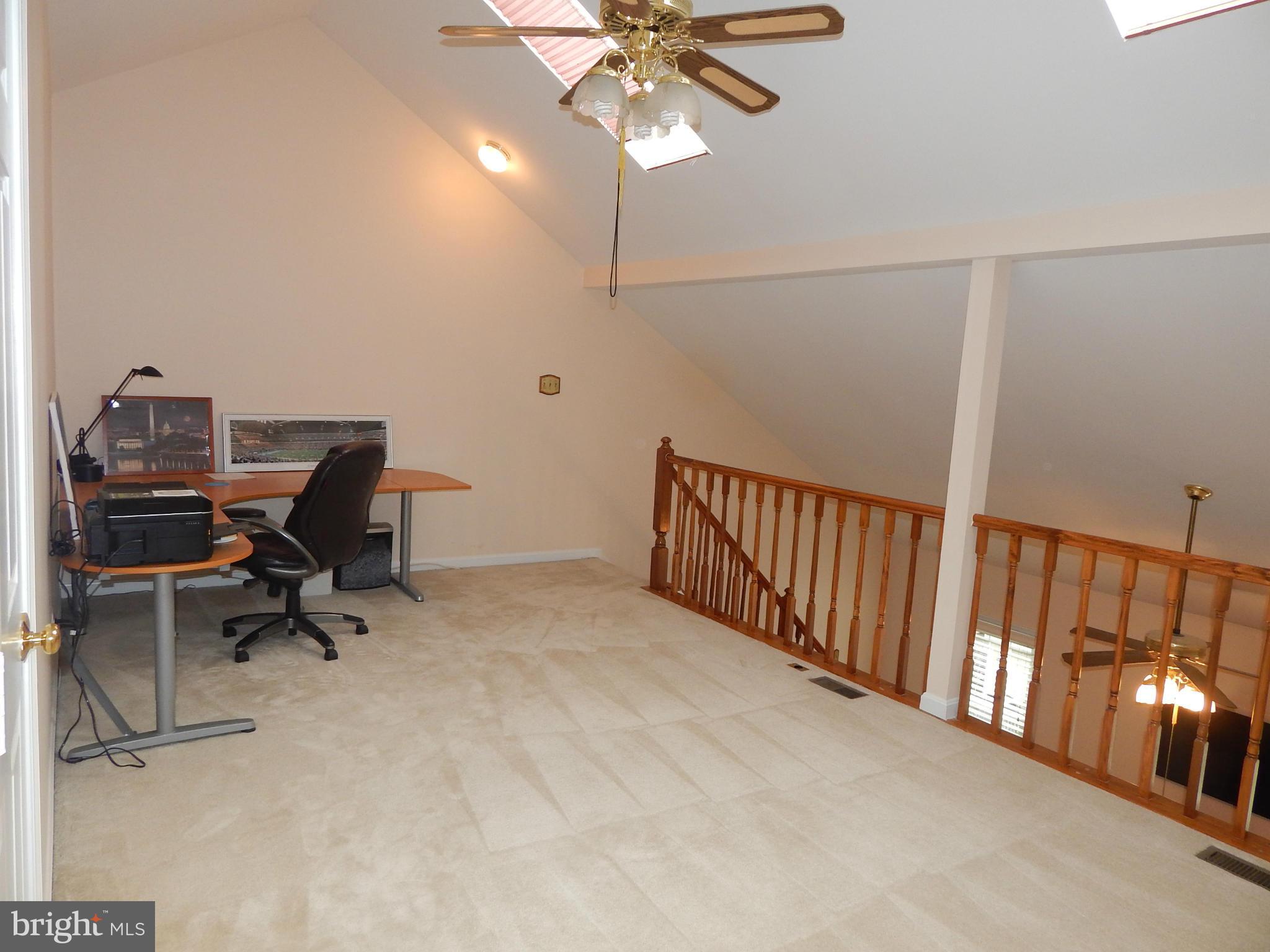 PINECREST - Residential