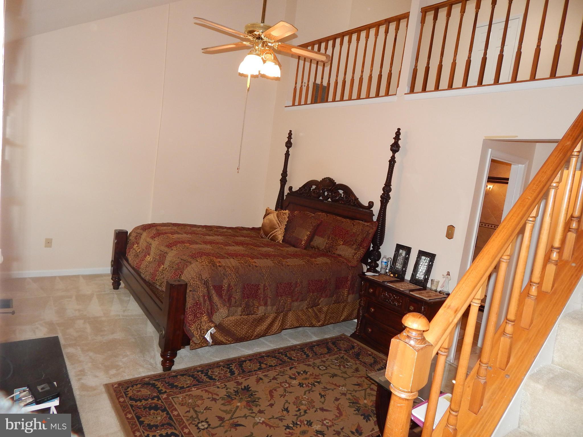 PINECREST - Residential