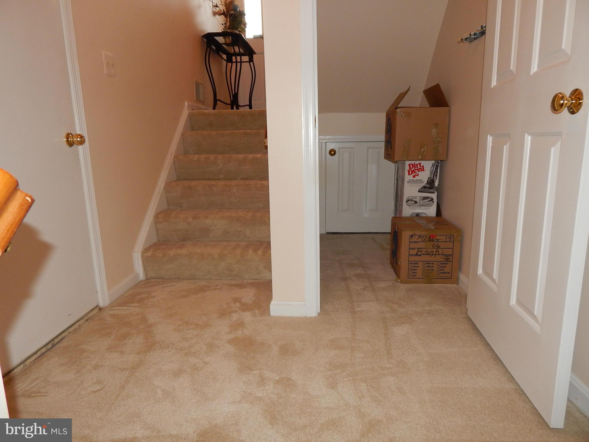 PINECREST - Residential