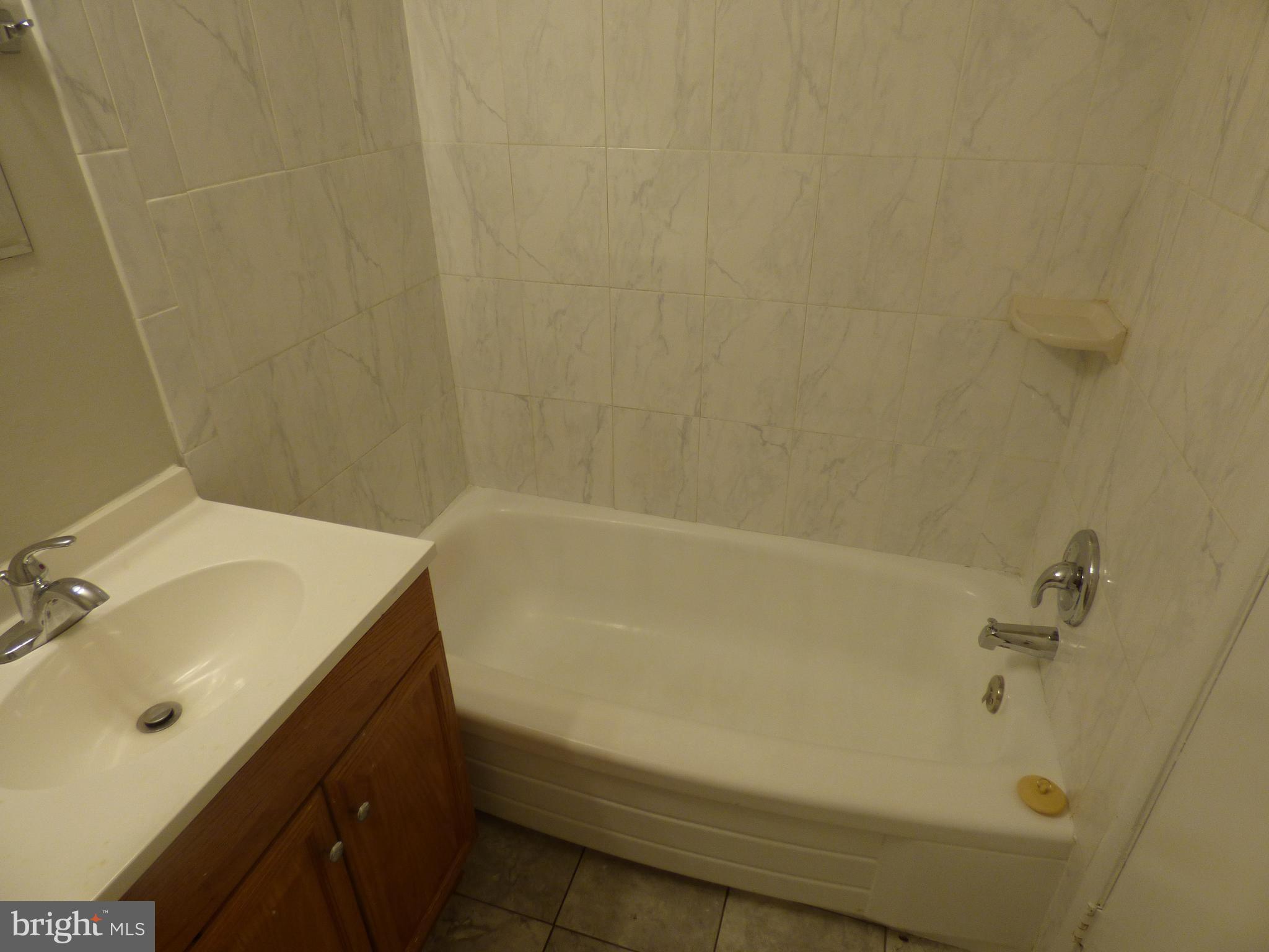 HOLLY HILL CONDOMINIUMS - Residential