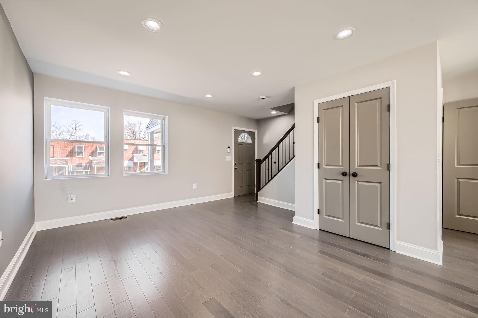 EDGECOMB - Residential