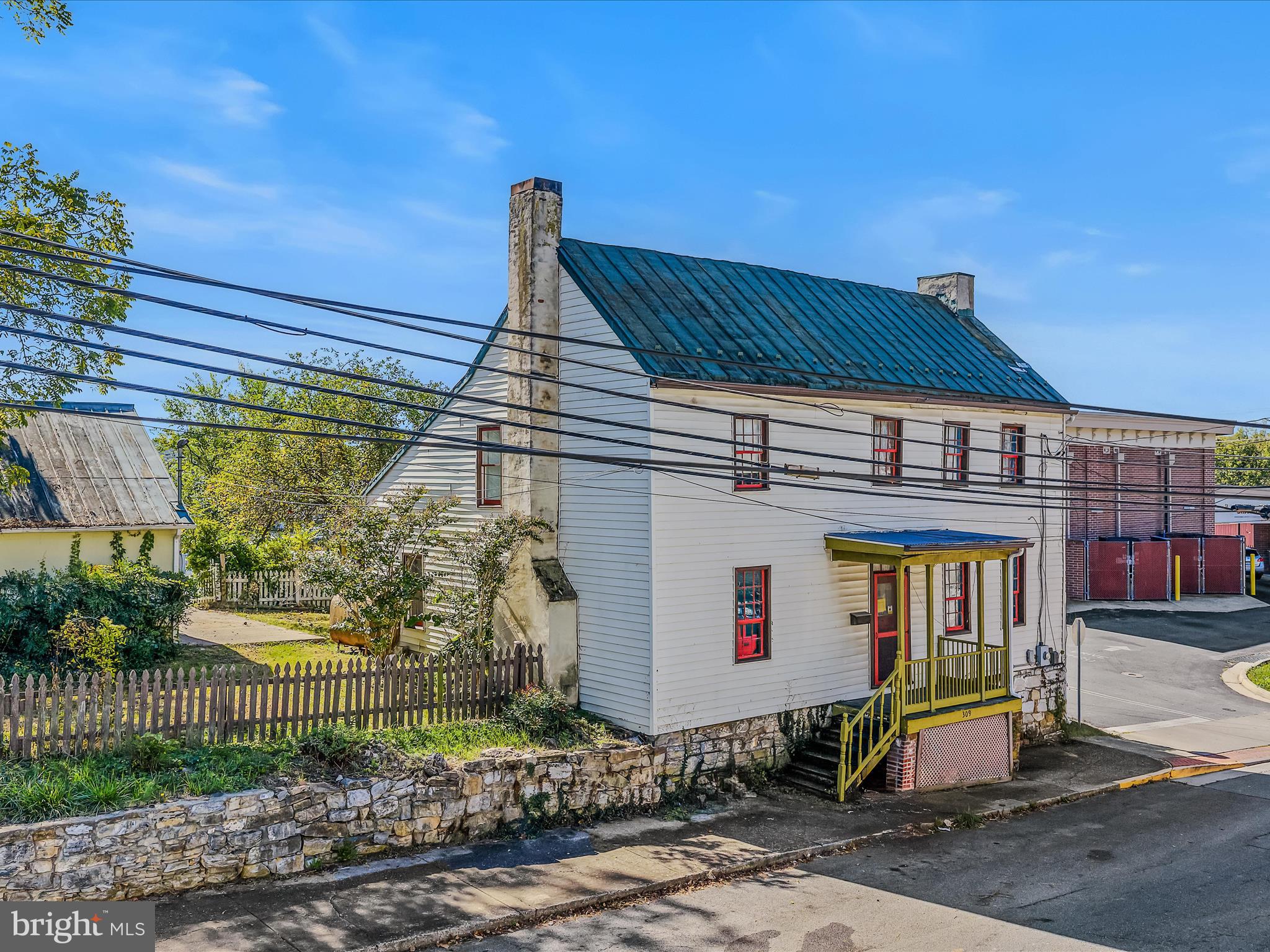 309 W LIBERTY STREET