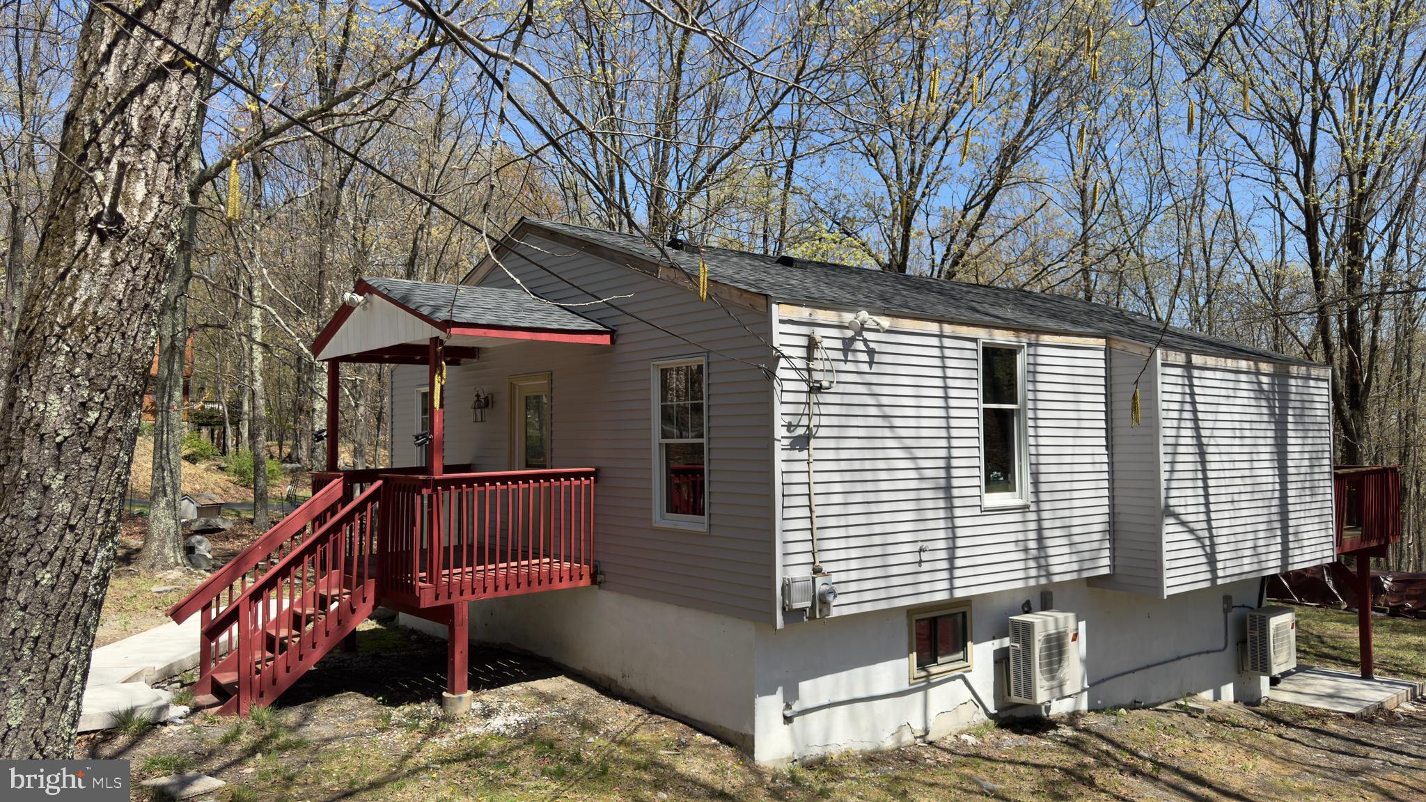 PINE RIDGE - Residential