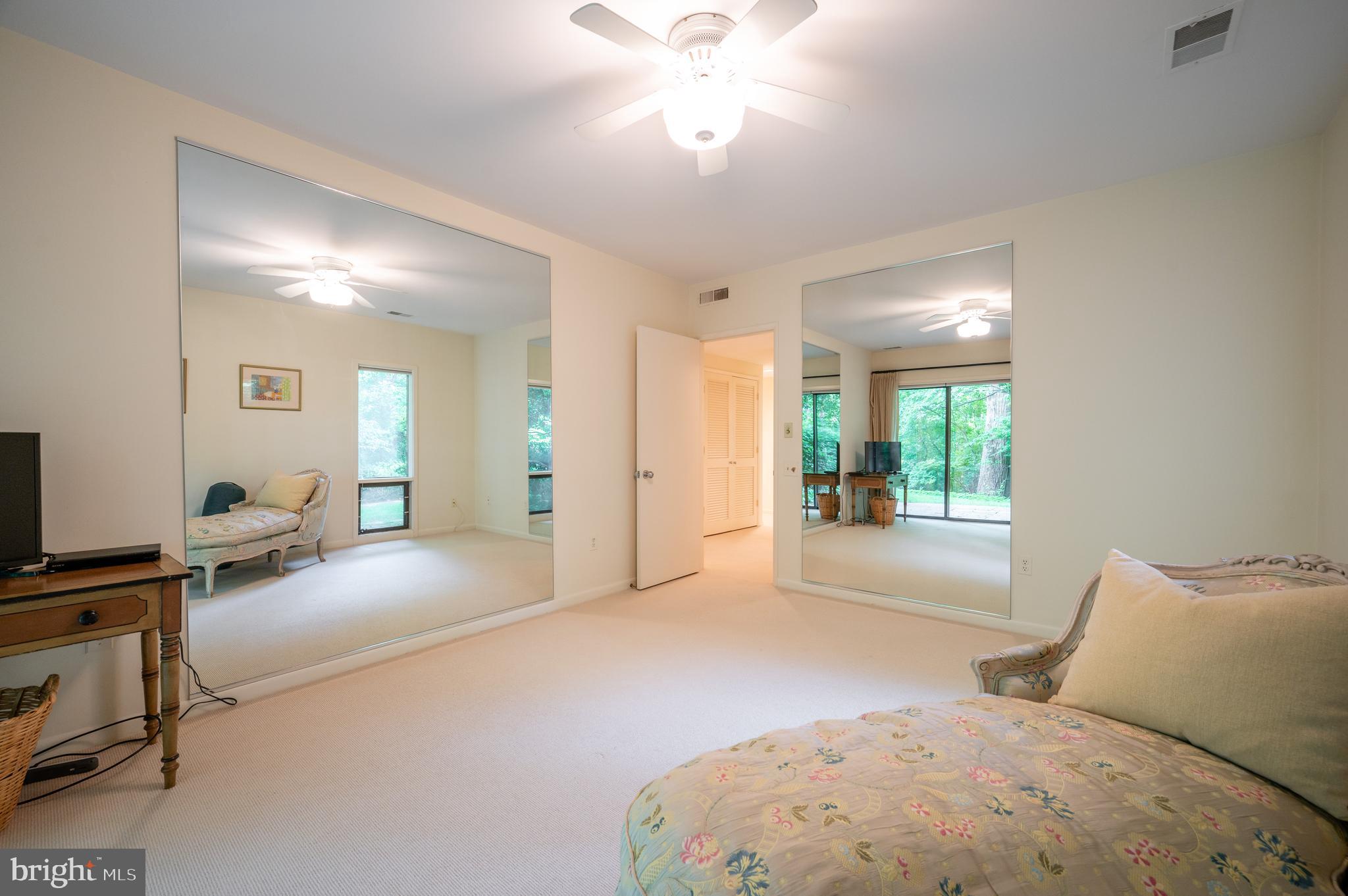 SALONA VILLAGE - Residential