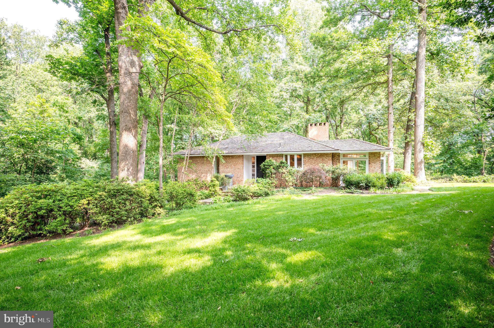 SALONA VILLAGE - Residential