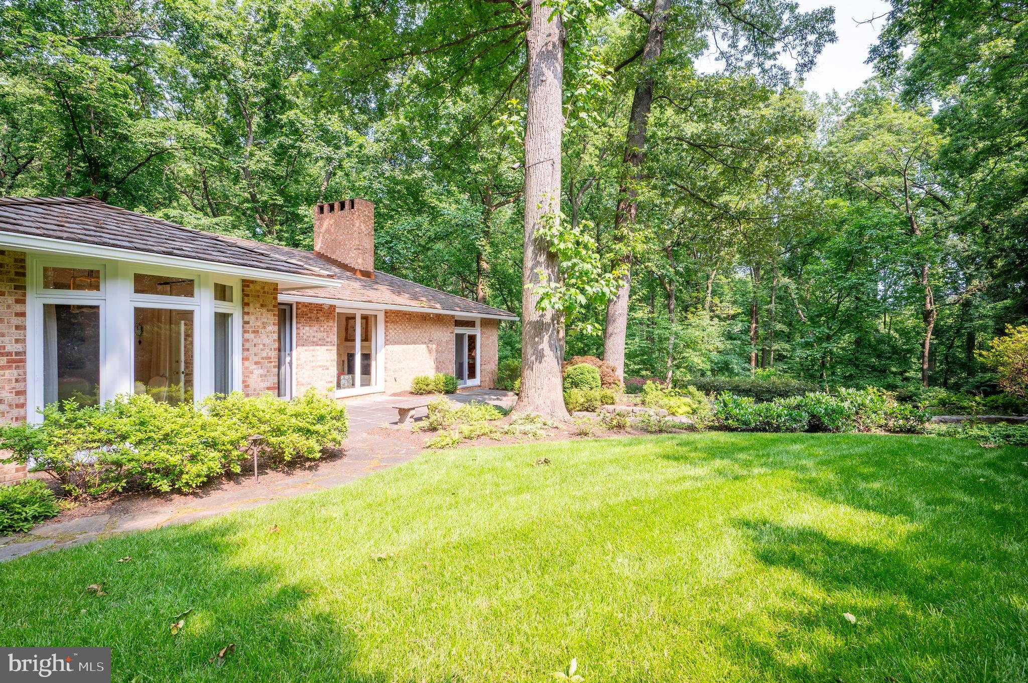 SALONA VILLAGE - Residential