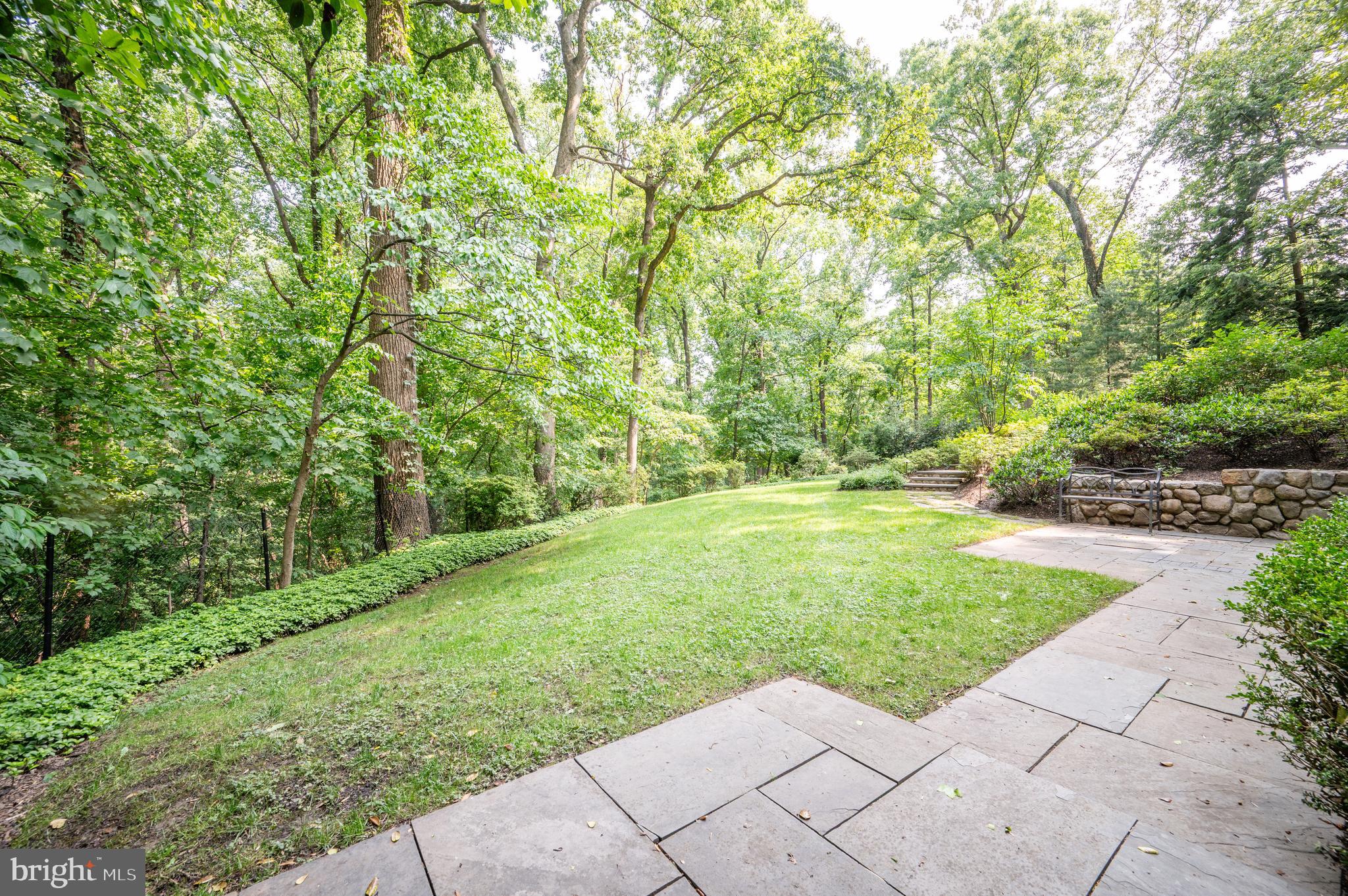 SALONA VILLAGE - Residential