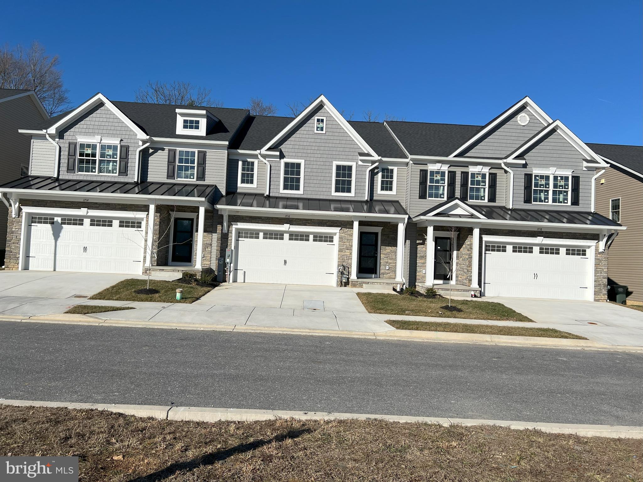 1718 BOTANICAL CT 25