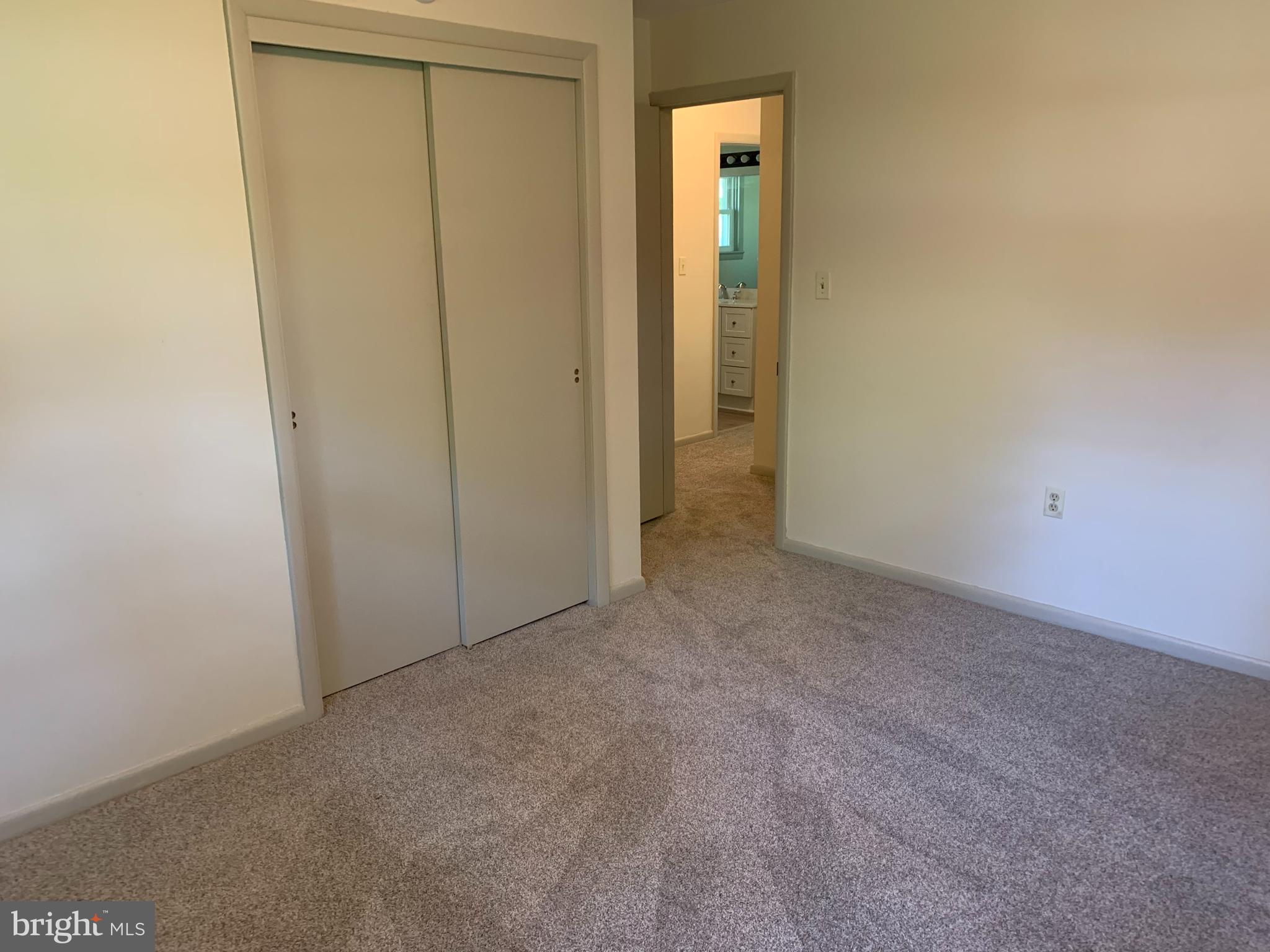 HILLMOUNT - Residential