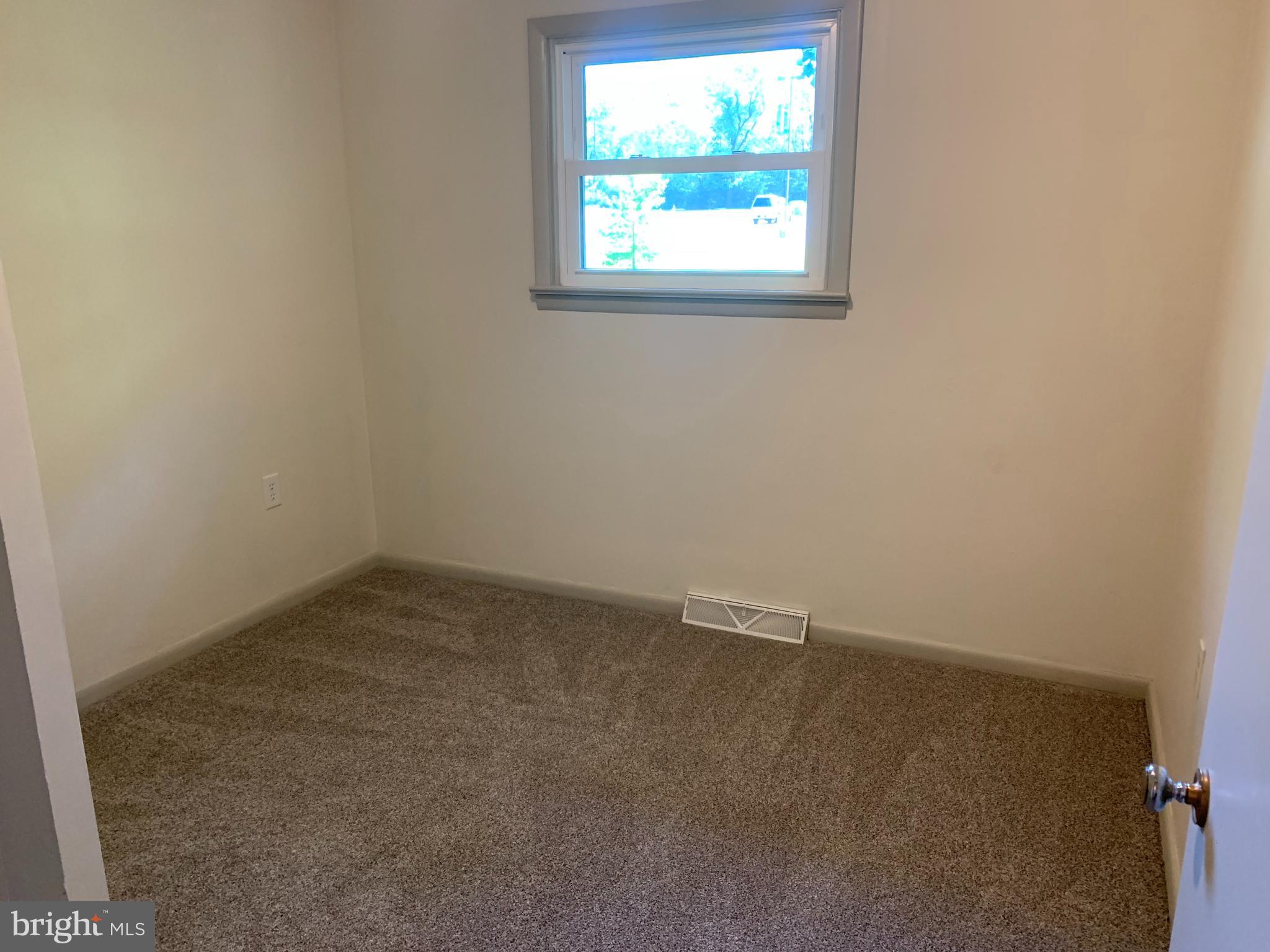 HILLMOUNT - Residential