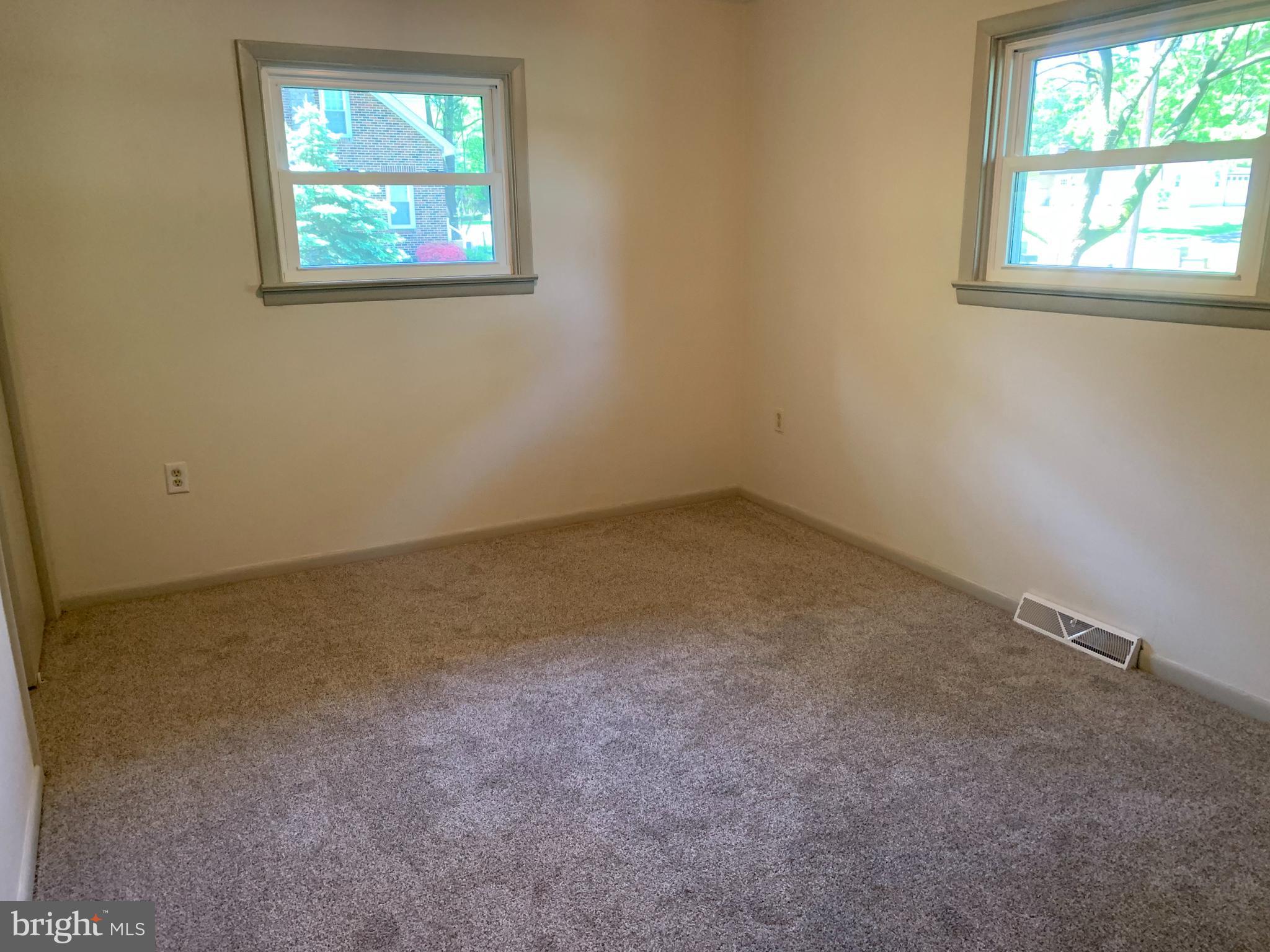 HILLMOUNT - Residential