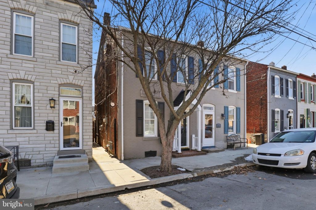 Photo of 46 S 8th Street, COLUMBIA, PA 17512 (MLS # PALA2083864)