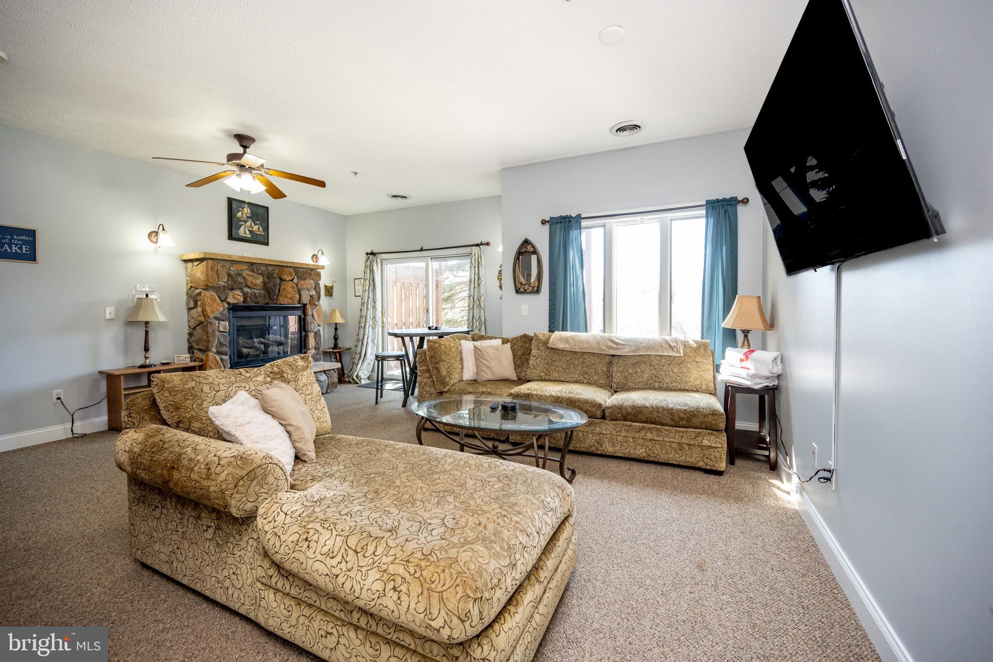 LANDINGS - Residential