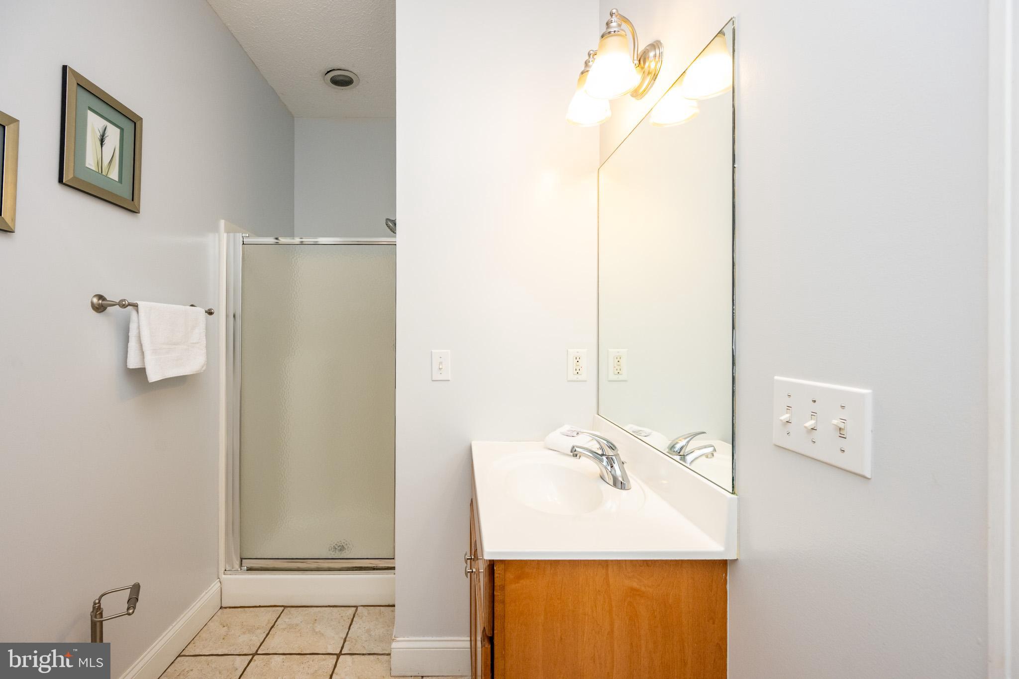 LANDINGS - Residential