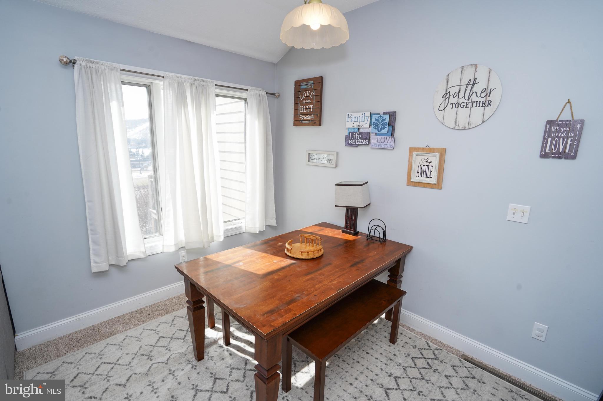 LANDINGS - Residential