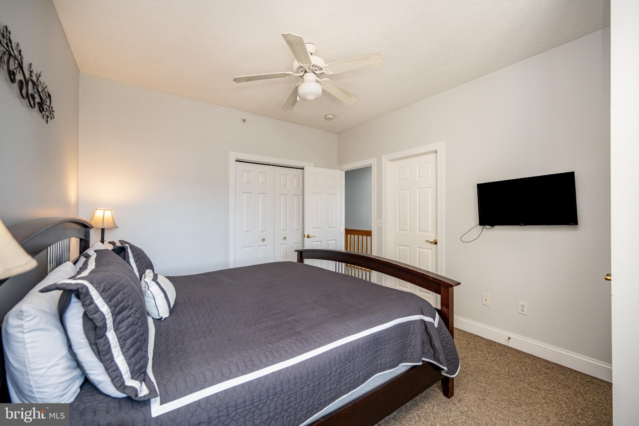 LANDINGS - Residential