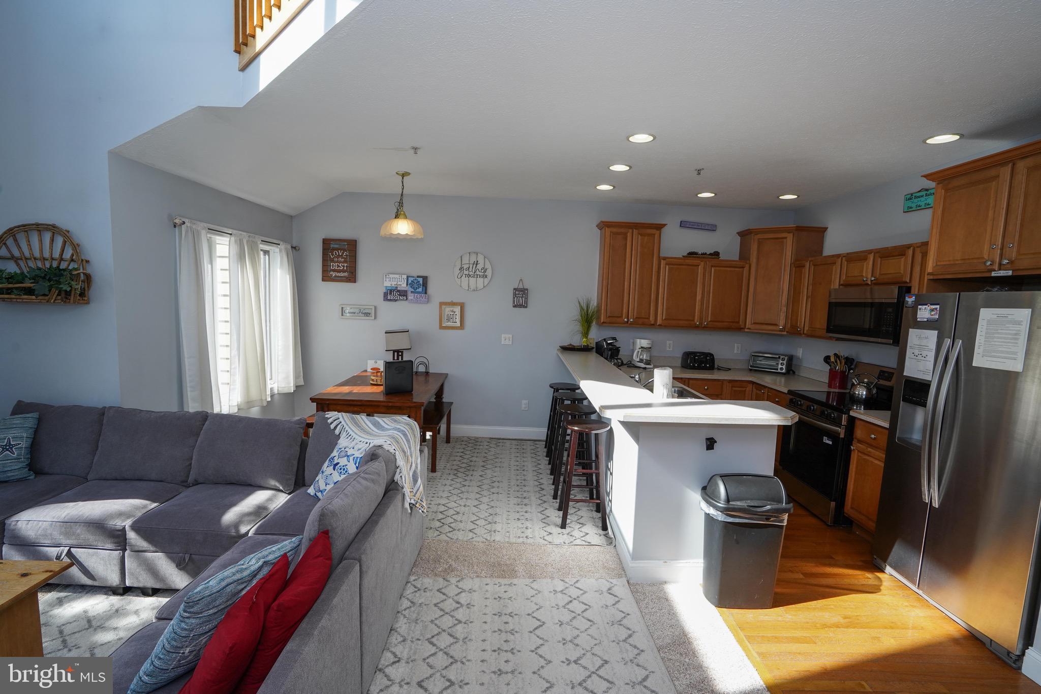 LANDINGS - Residential