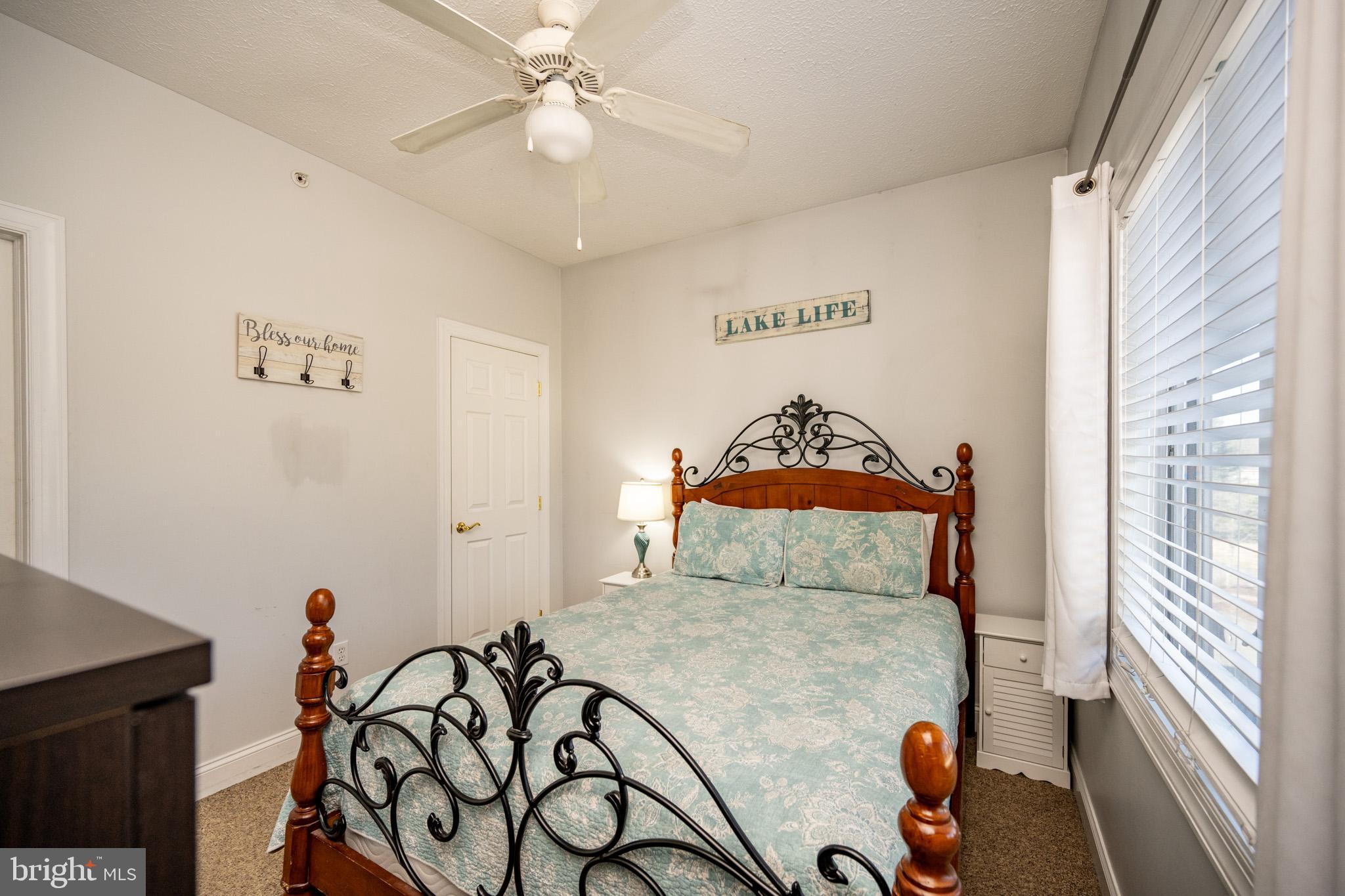 LANDINGS - Residential