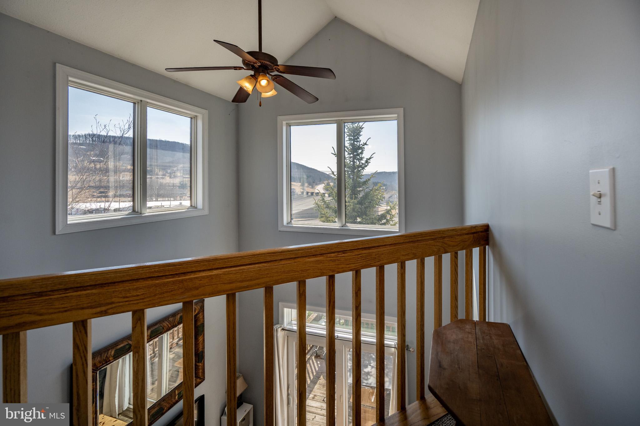 LANDINGS - Residential