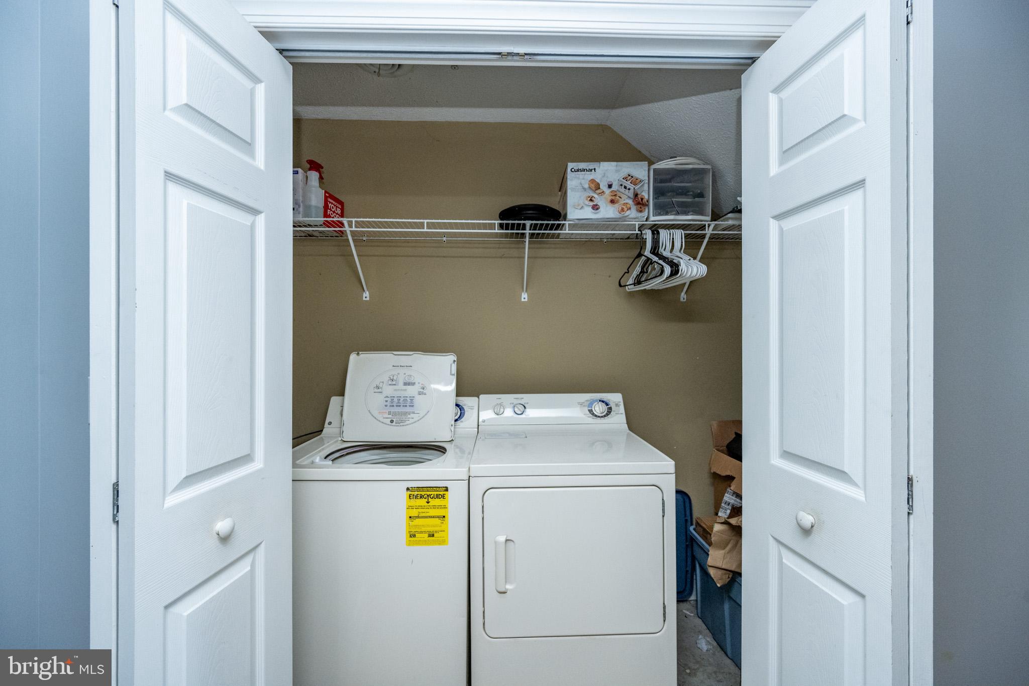 LANDINGS - Residential