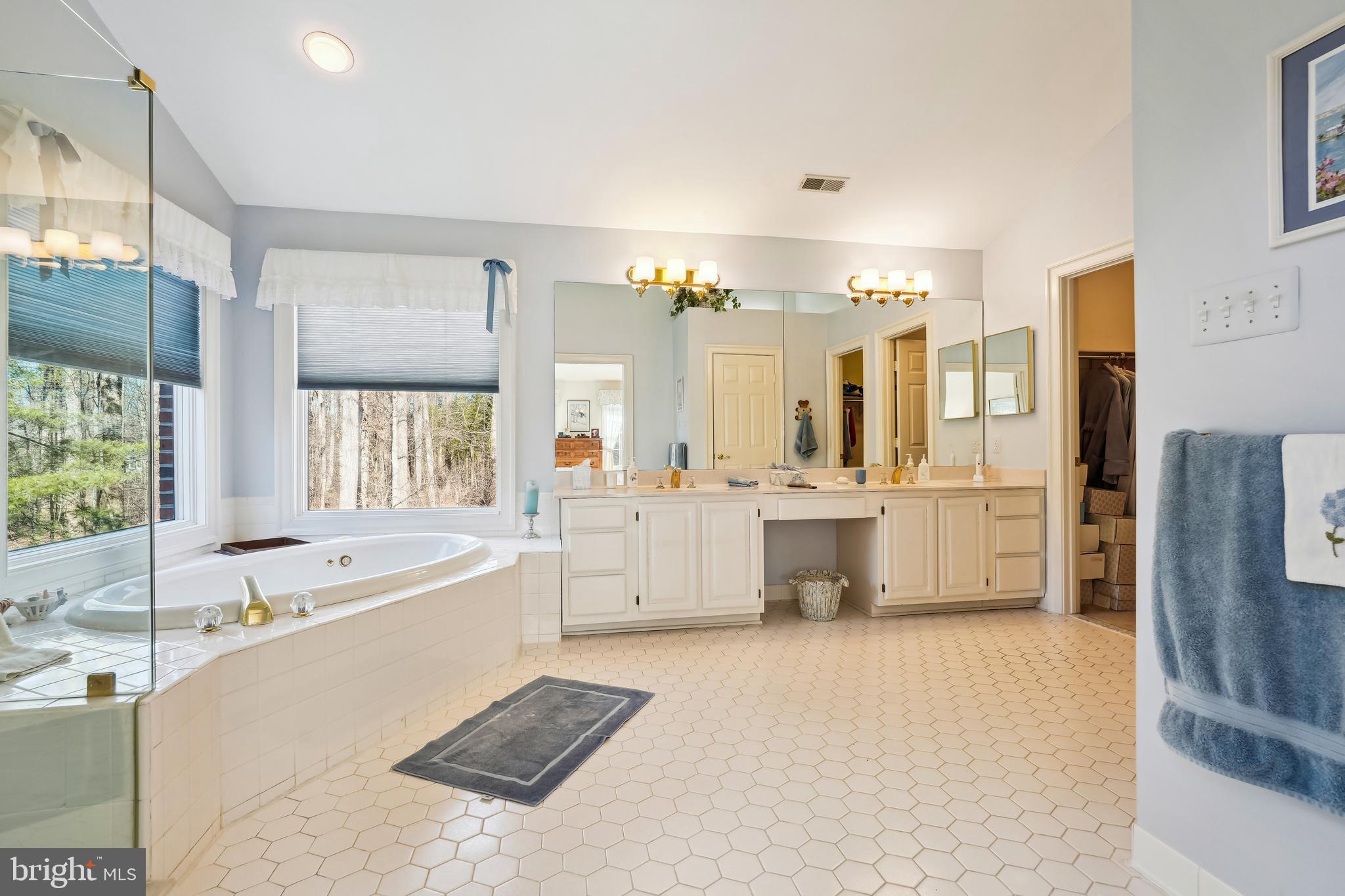 GLEN HILLS - Residential