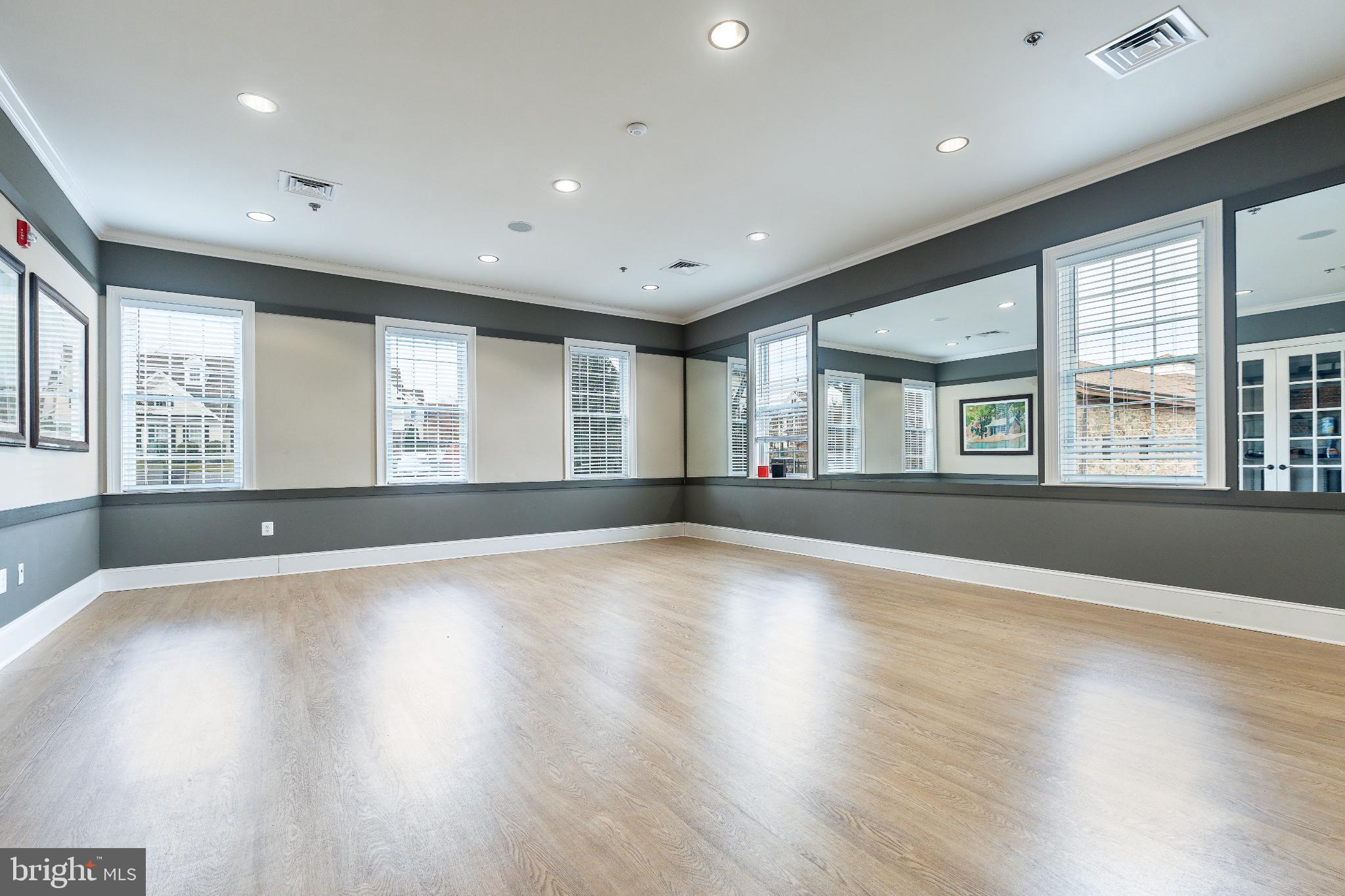 LISETER - Residential