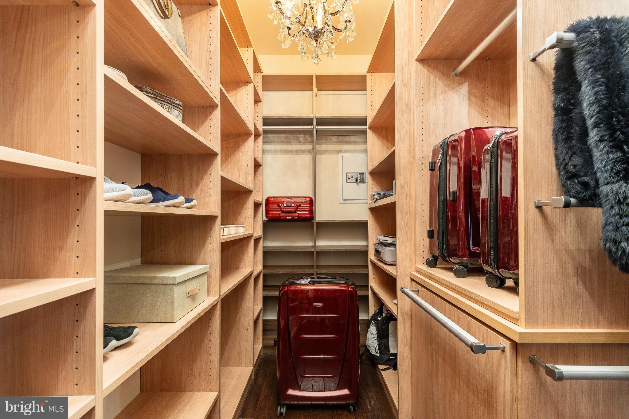 LISETER - Residential