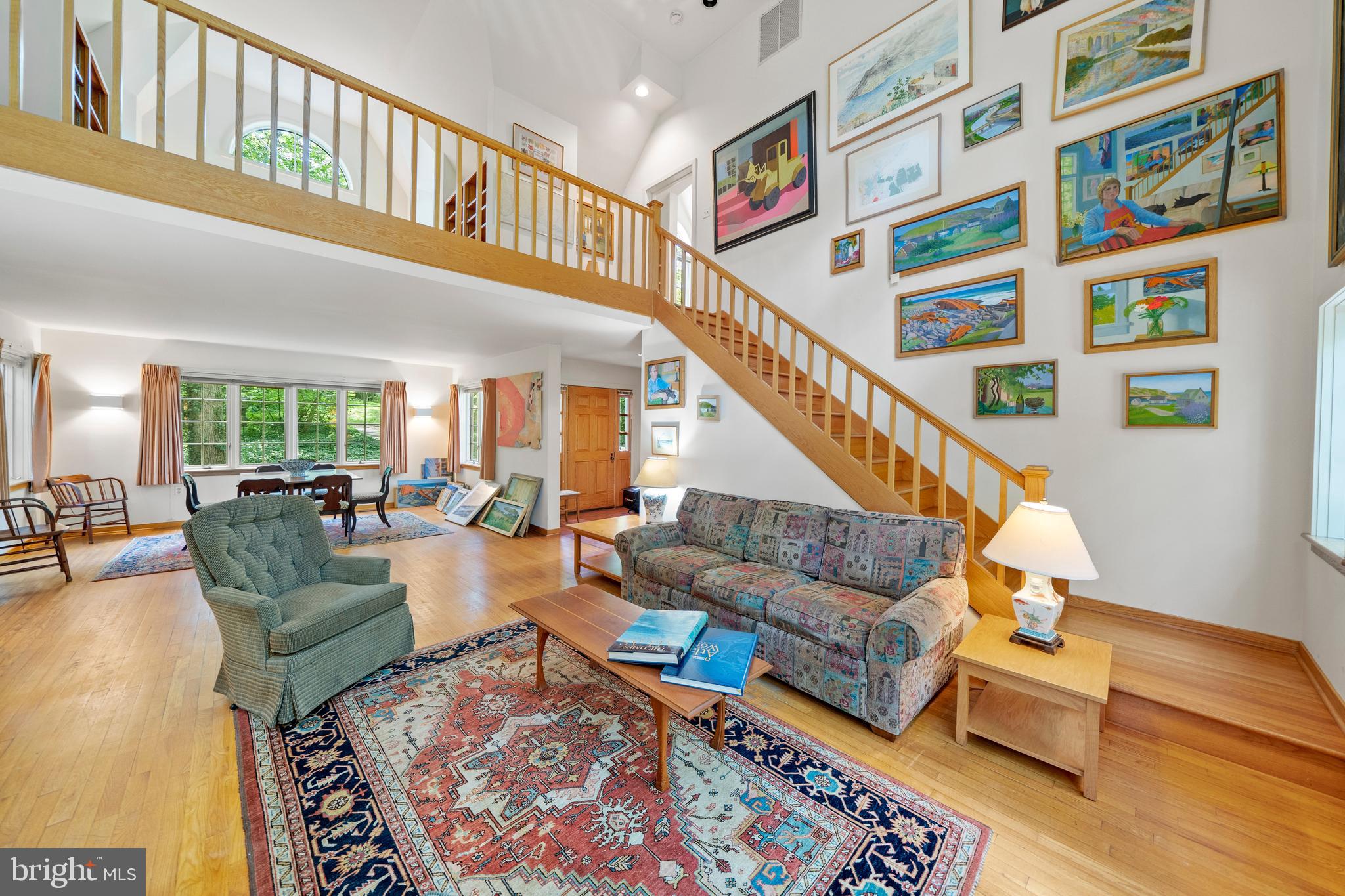 CHESTNUT HILL - Residential