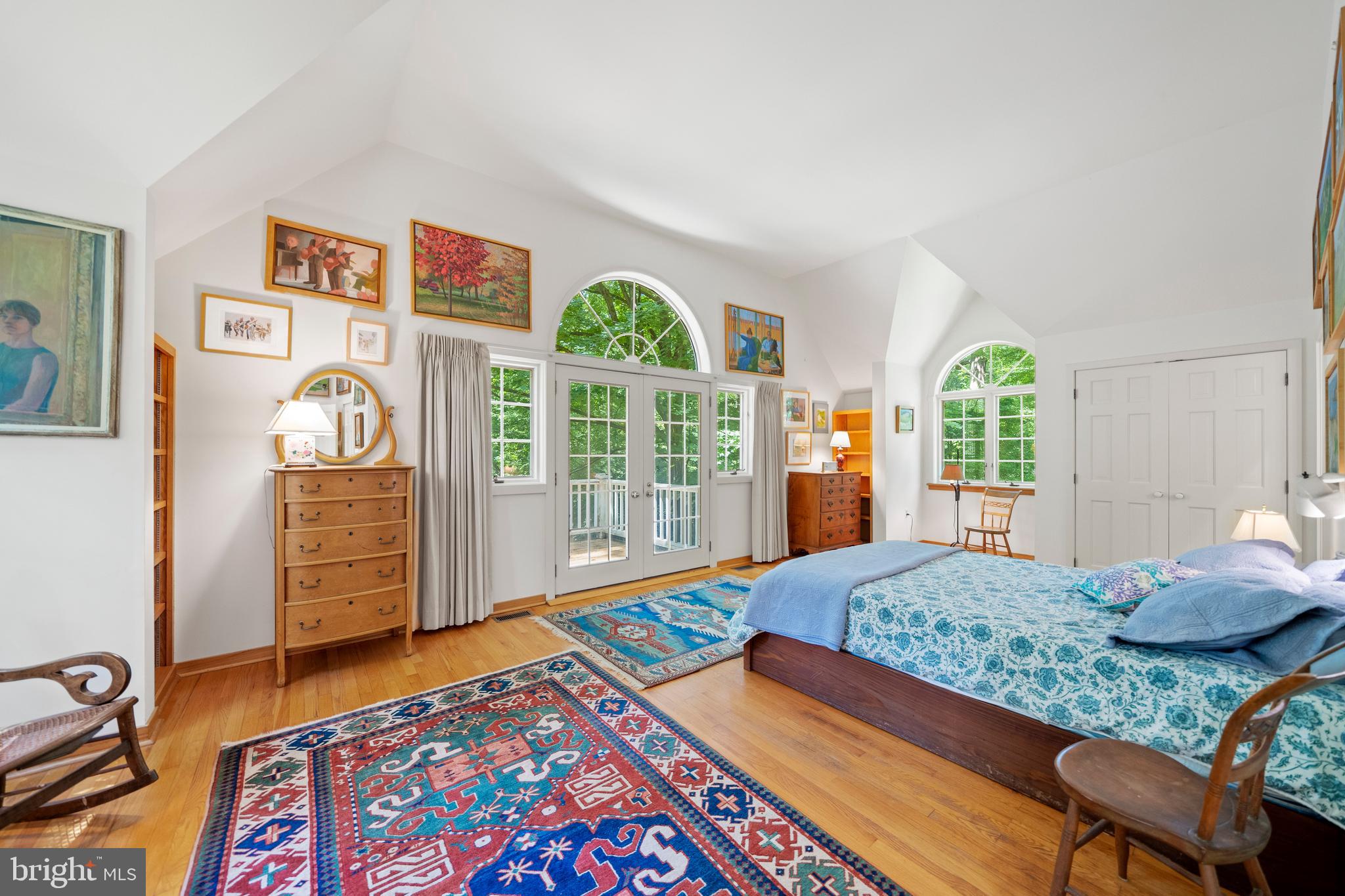 CHESTNUT HILL - Residential