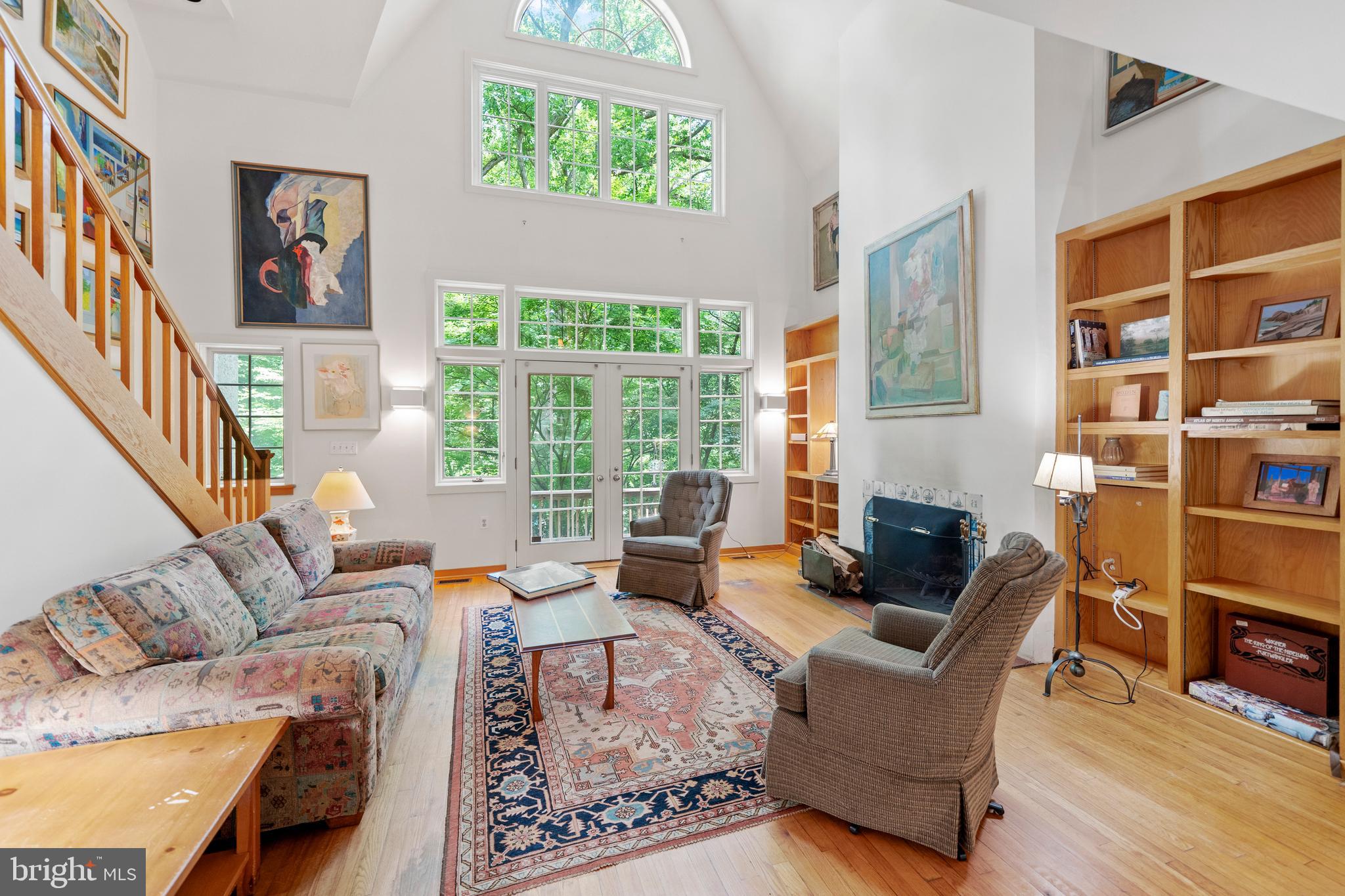 CHESTNUT HILL - Residential