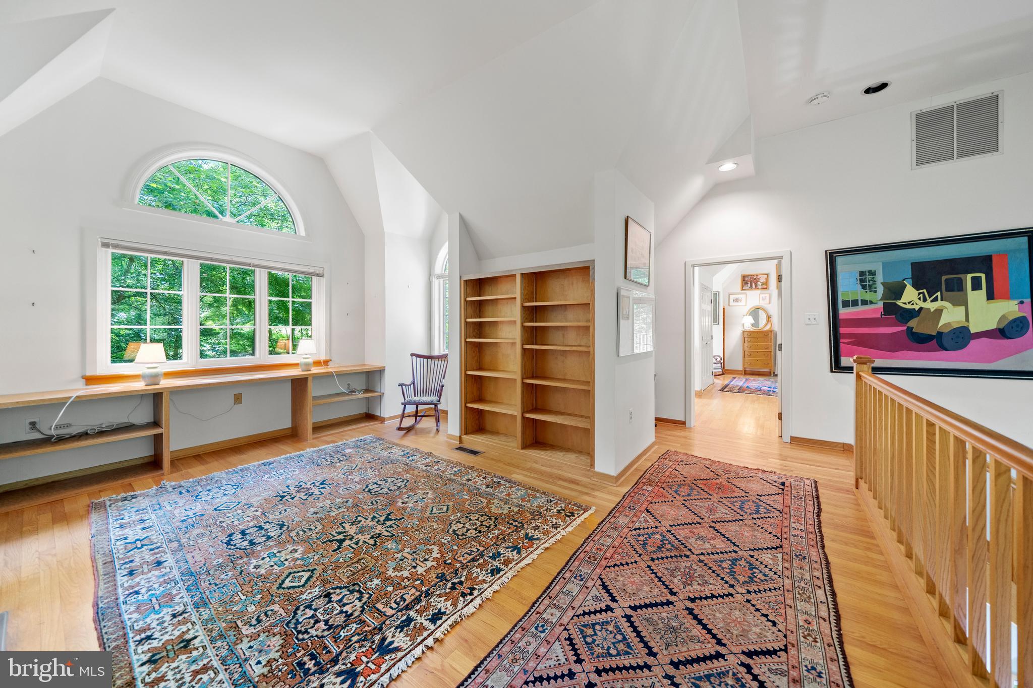 CHESTNUT HILL - Residential