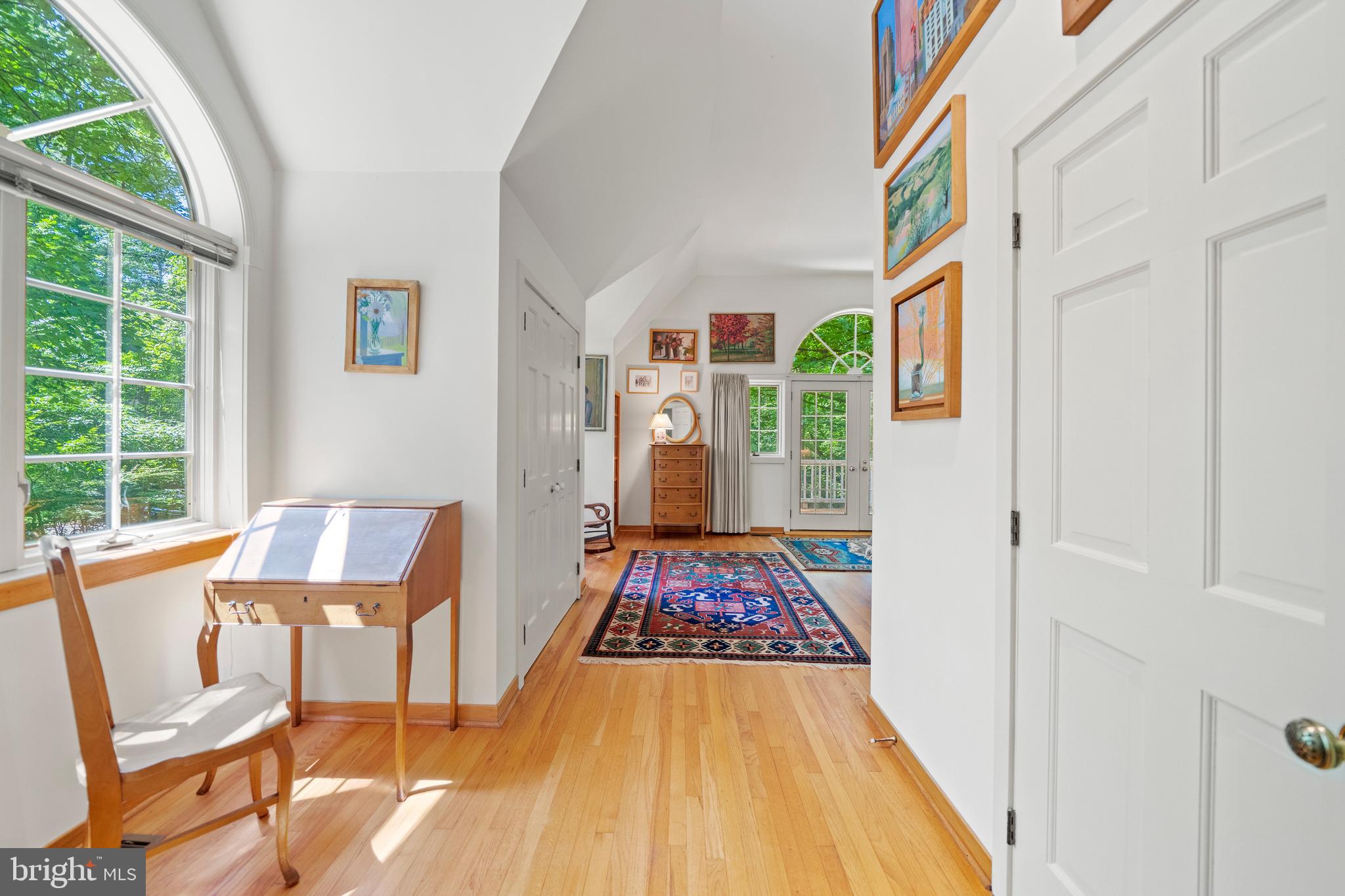 CHESTNUT HILL - Residential