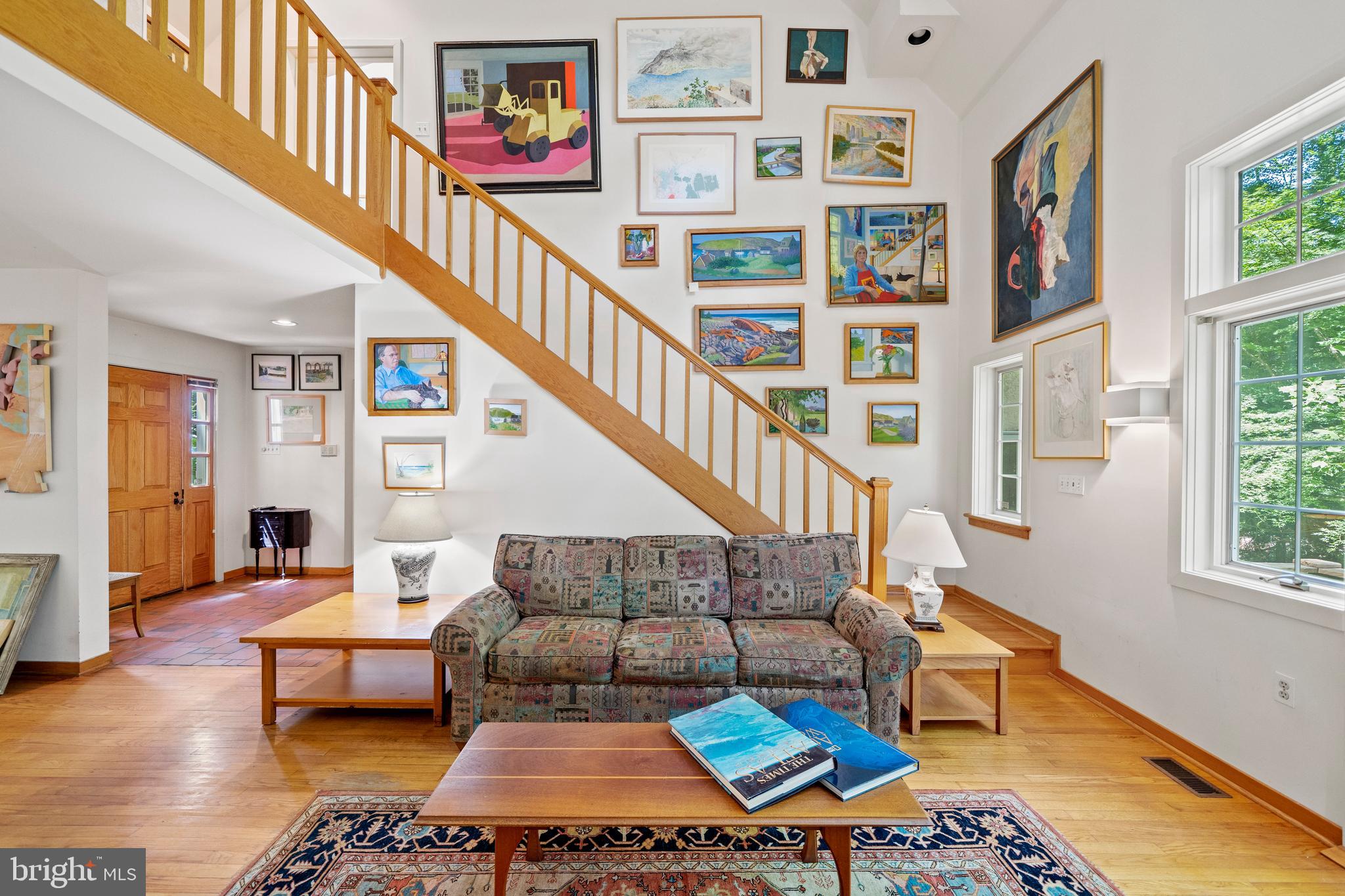 CHESTNUT HILL - Residential