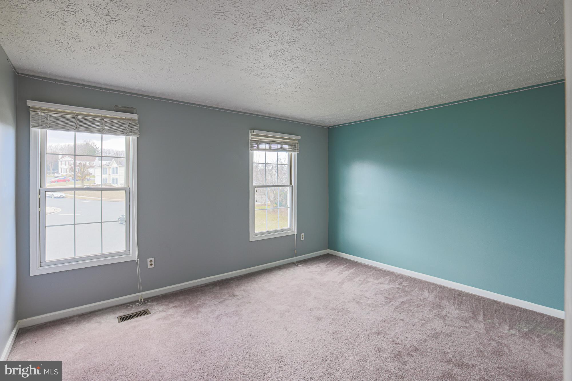 BRITINAY IV - Residential